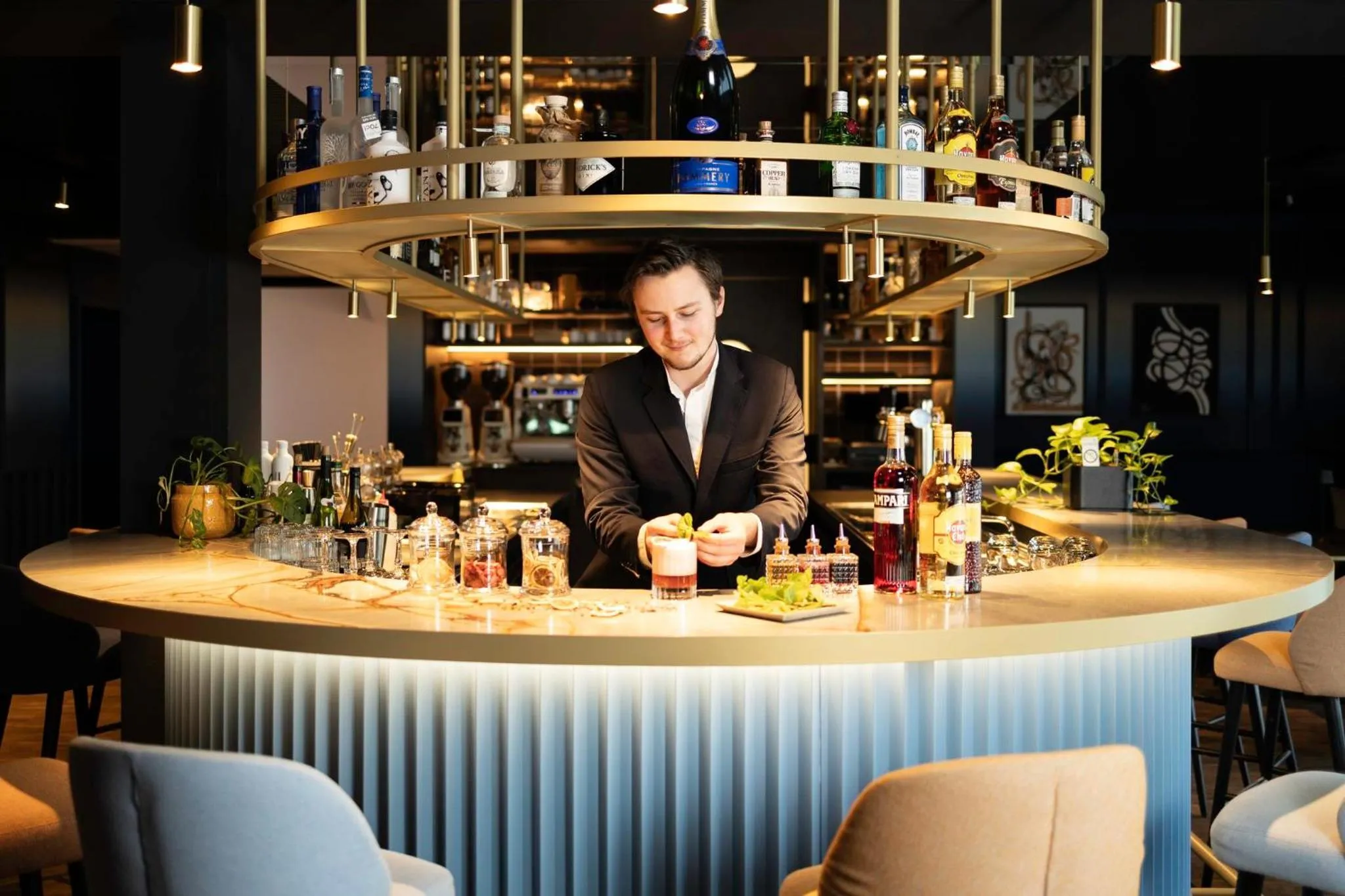 Lounge or bar in voco Brussels City North by IHG