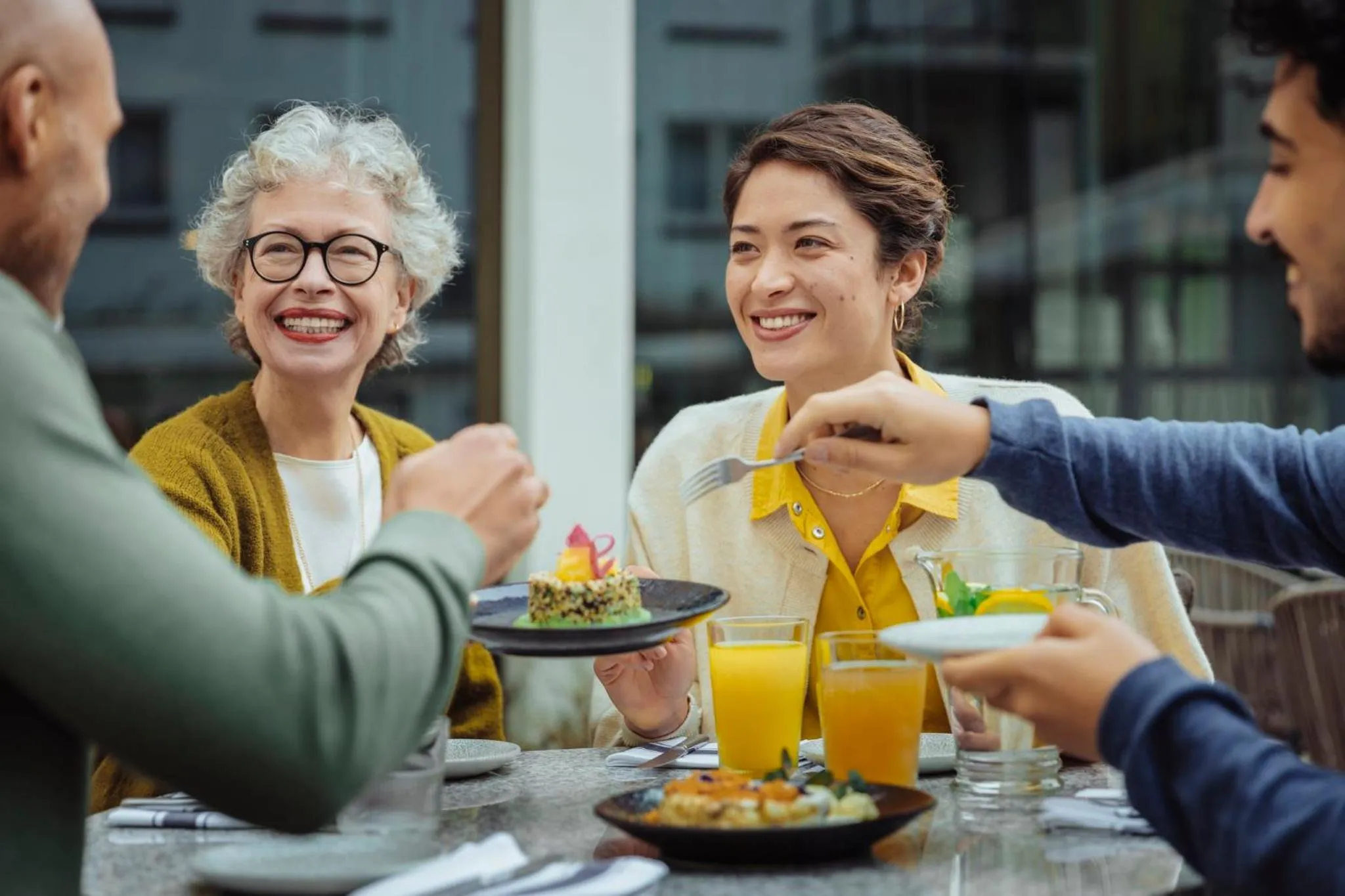 Restaurant/places to eat in voco Brussels City North by IHG