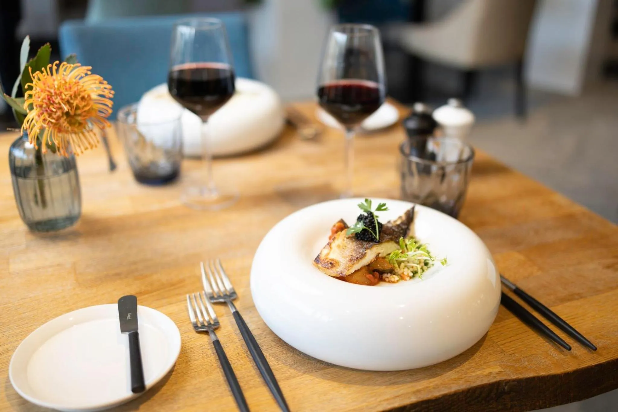 Restaurant/places to eat in voco Brussels City North by IHG