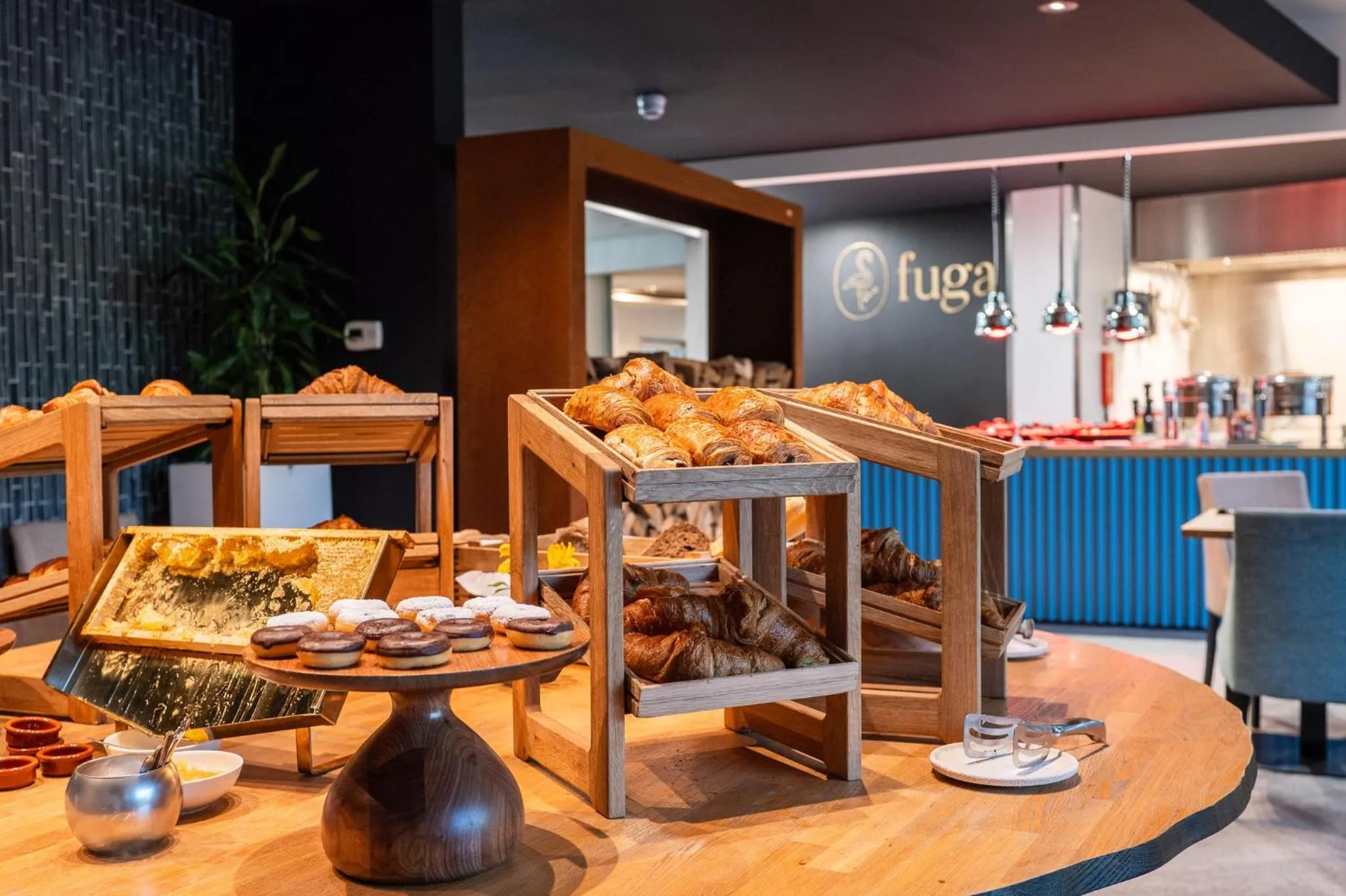 Breakfast in voco Brussels City North by IHG