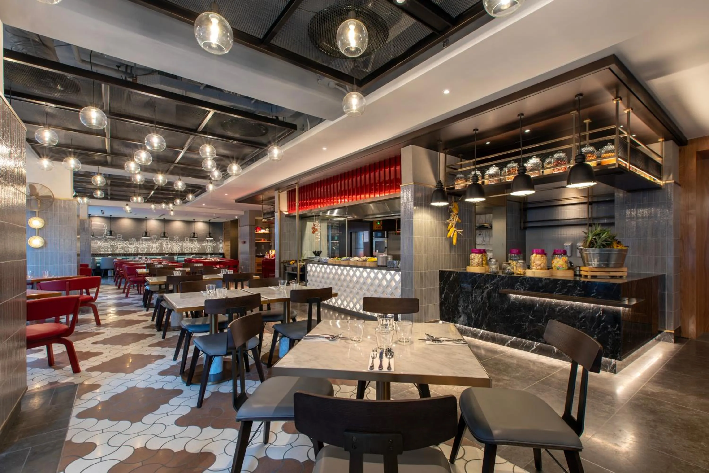 Restaurant/places to eat in Hotel Indigo Kuala Lumpur on the Park by IHG