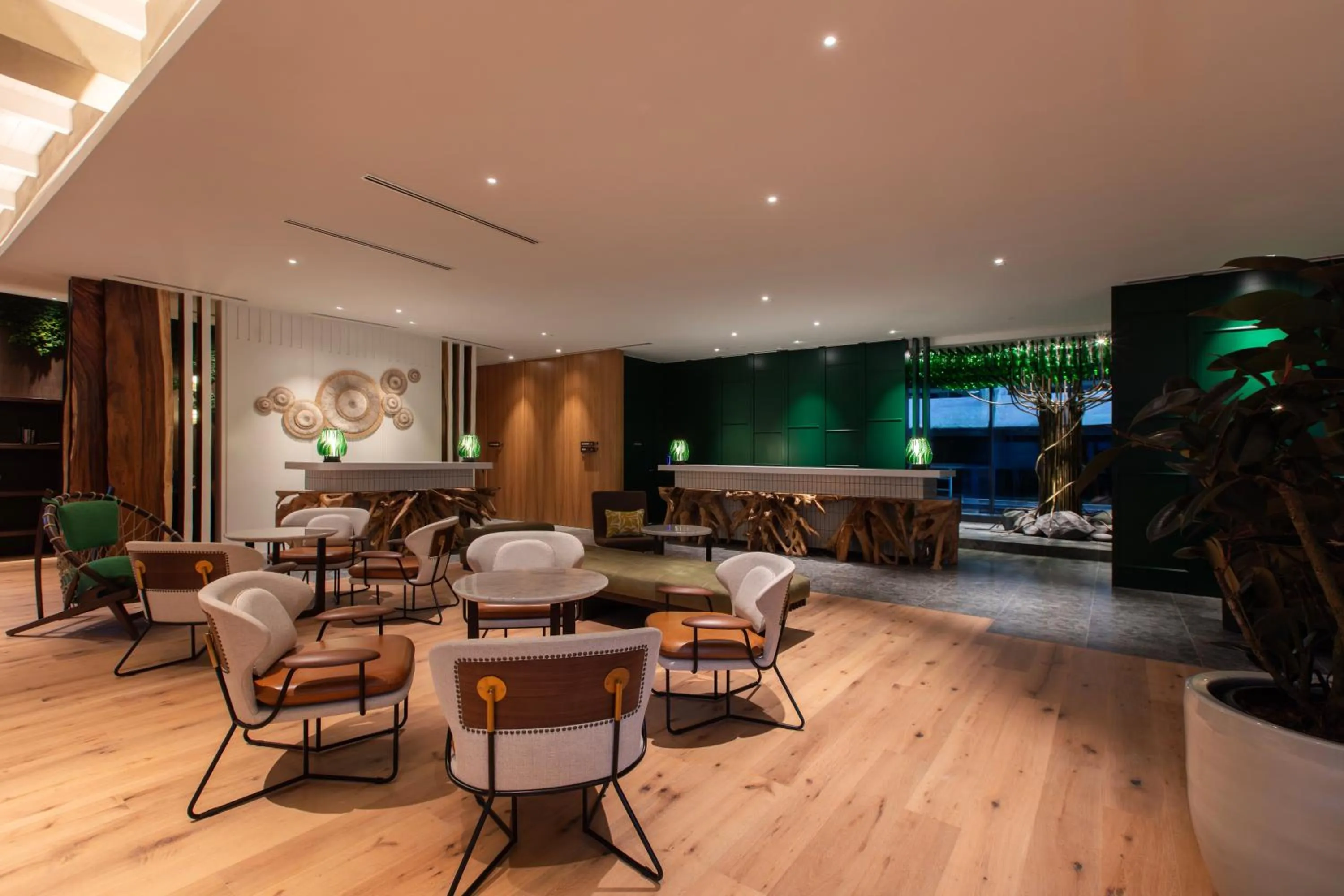 Lobby or reception in Hotel Indigo Kuala Lumpur on the Park by IHG