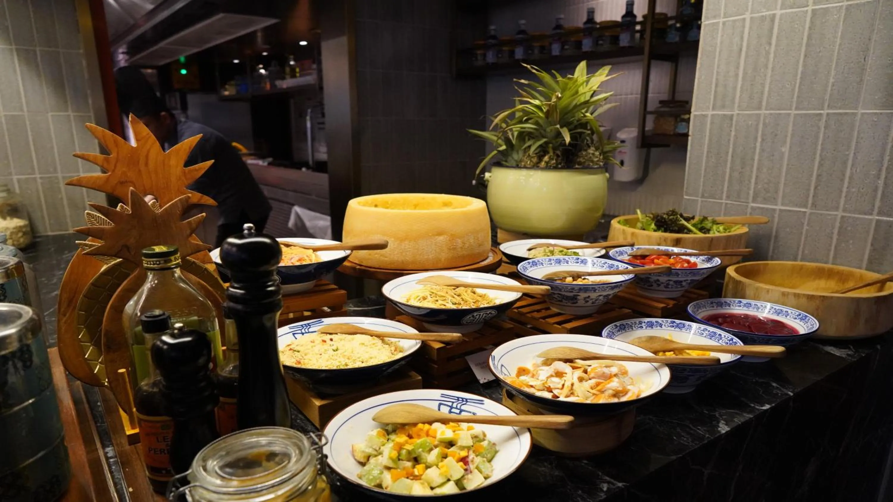 Restaurant/places to eat in Hotel Indigo Kuala Lumpur on the Park by IHG