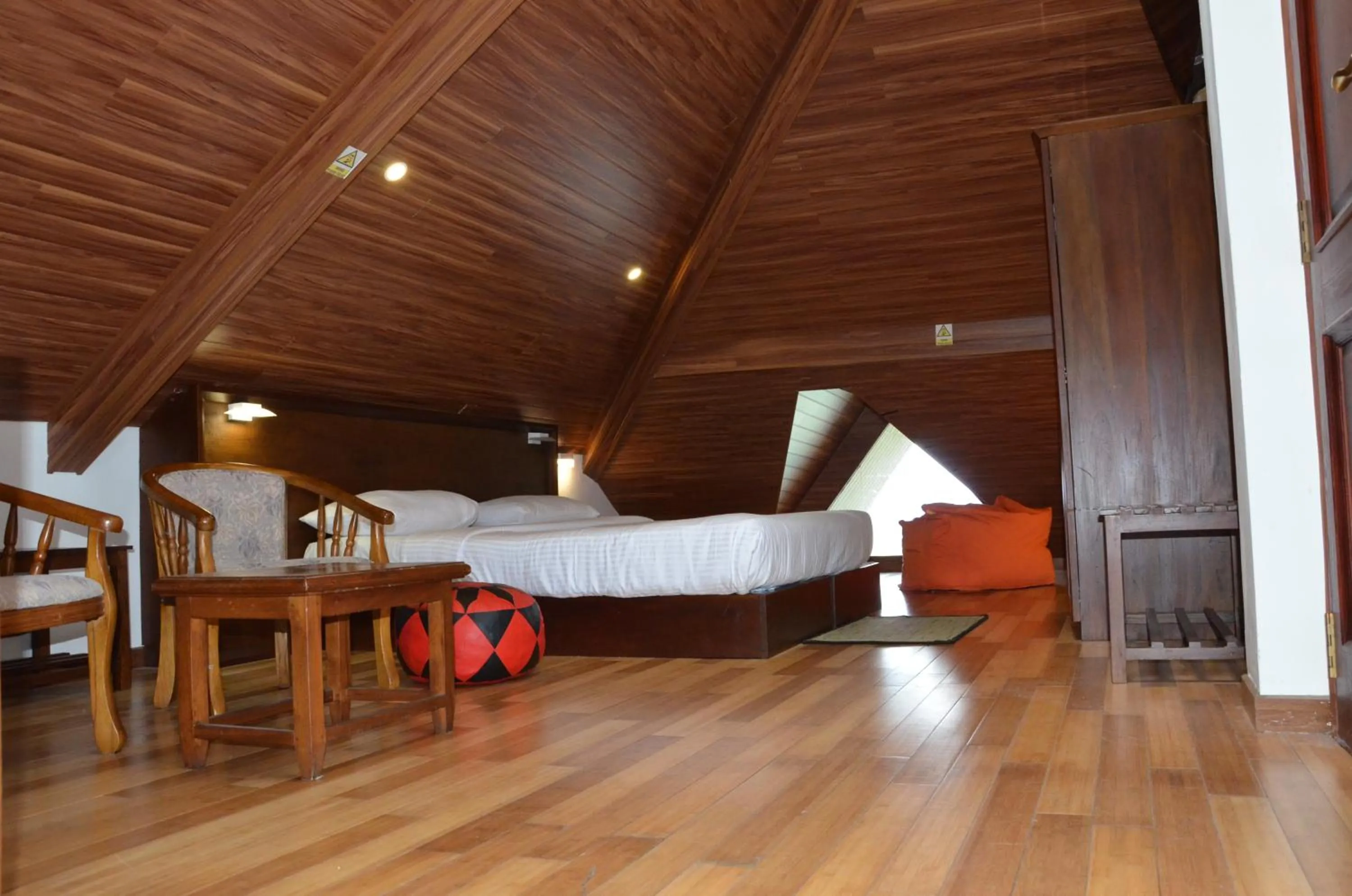 Photo of the whole room, Bed in Heaven Seven Nuwara Eliya