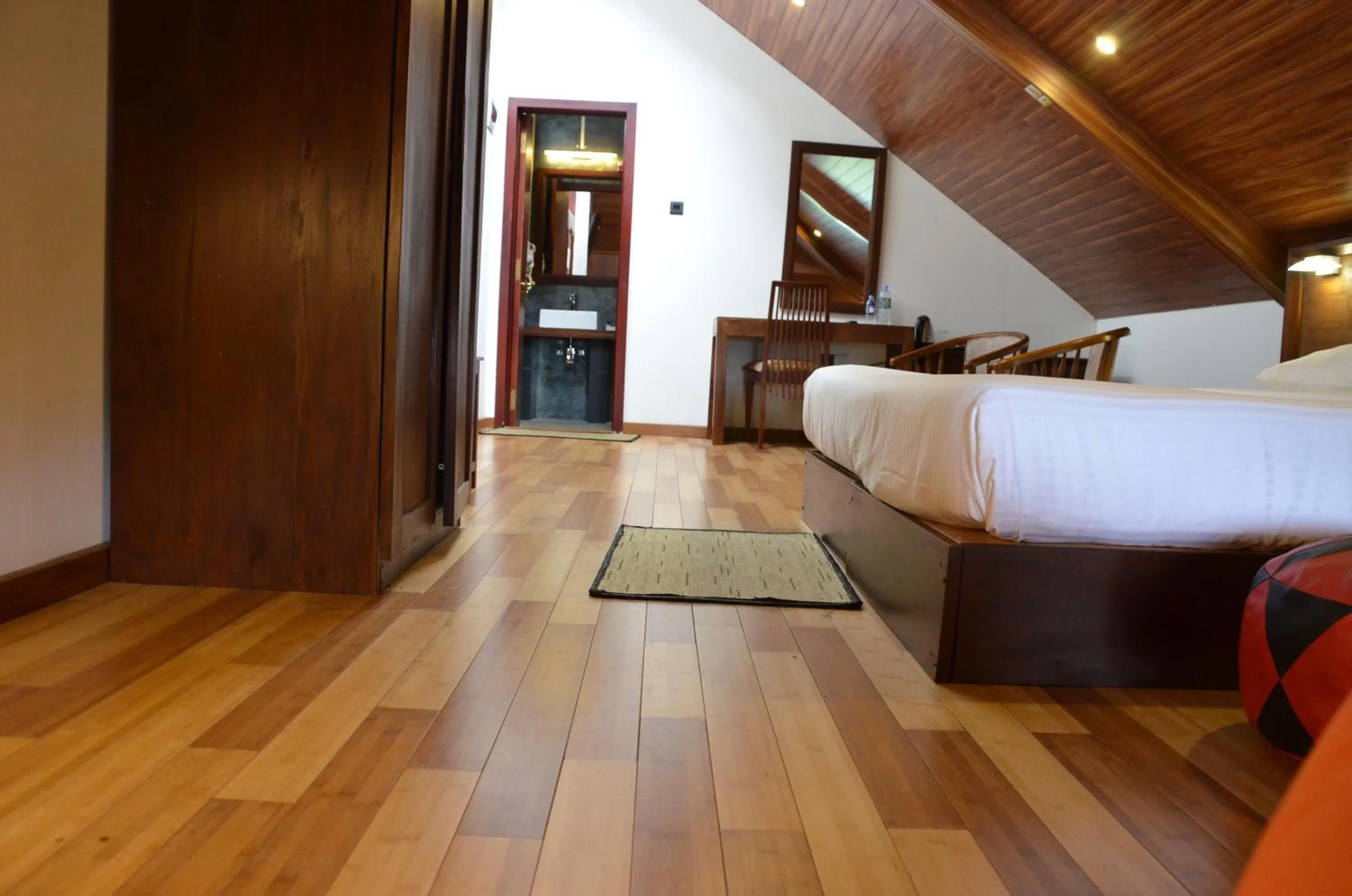 Photo of the whole room, Bed in Heaven Seven Nuwara Eliya