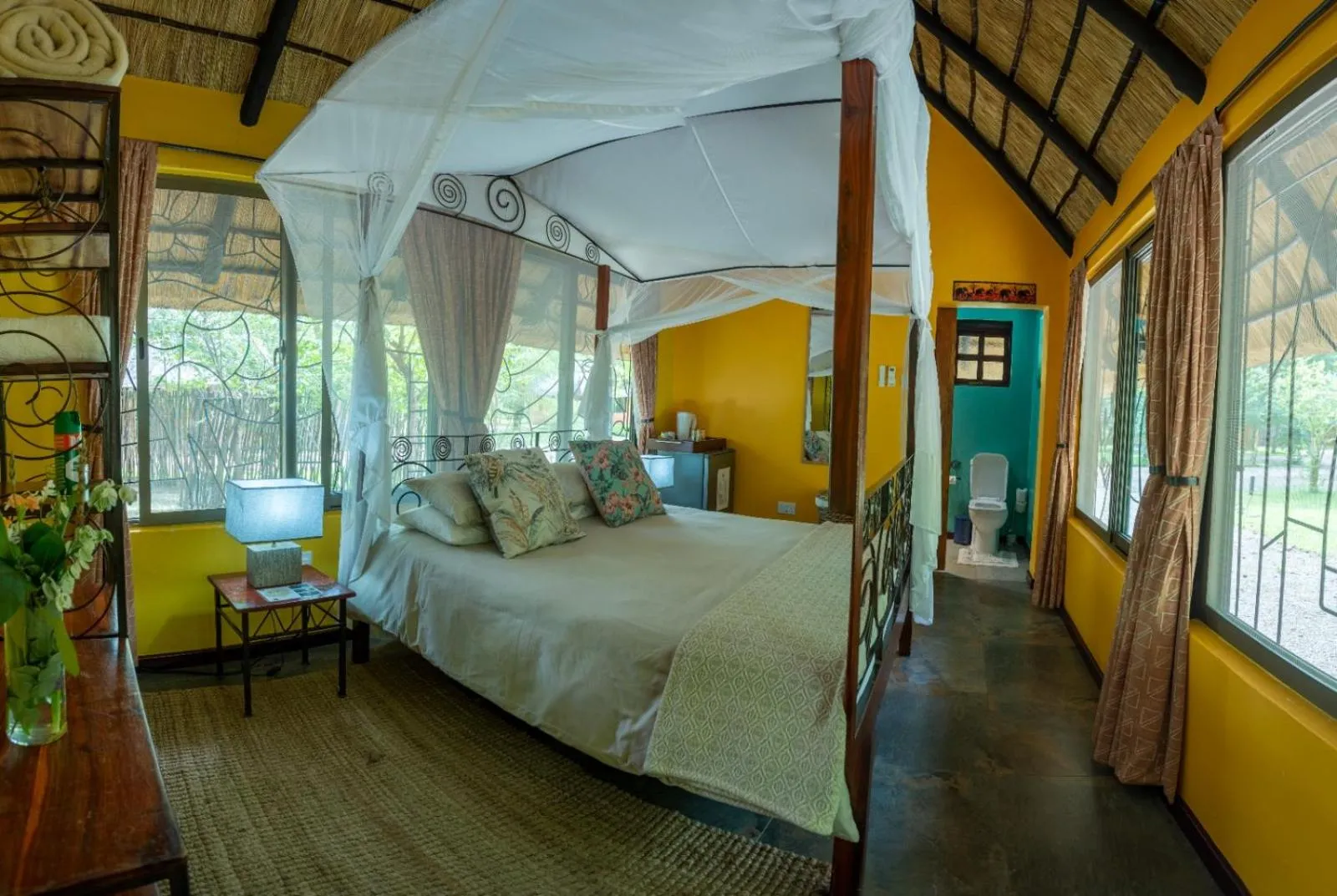 Bed in Maramba River Lodge