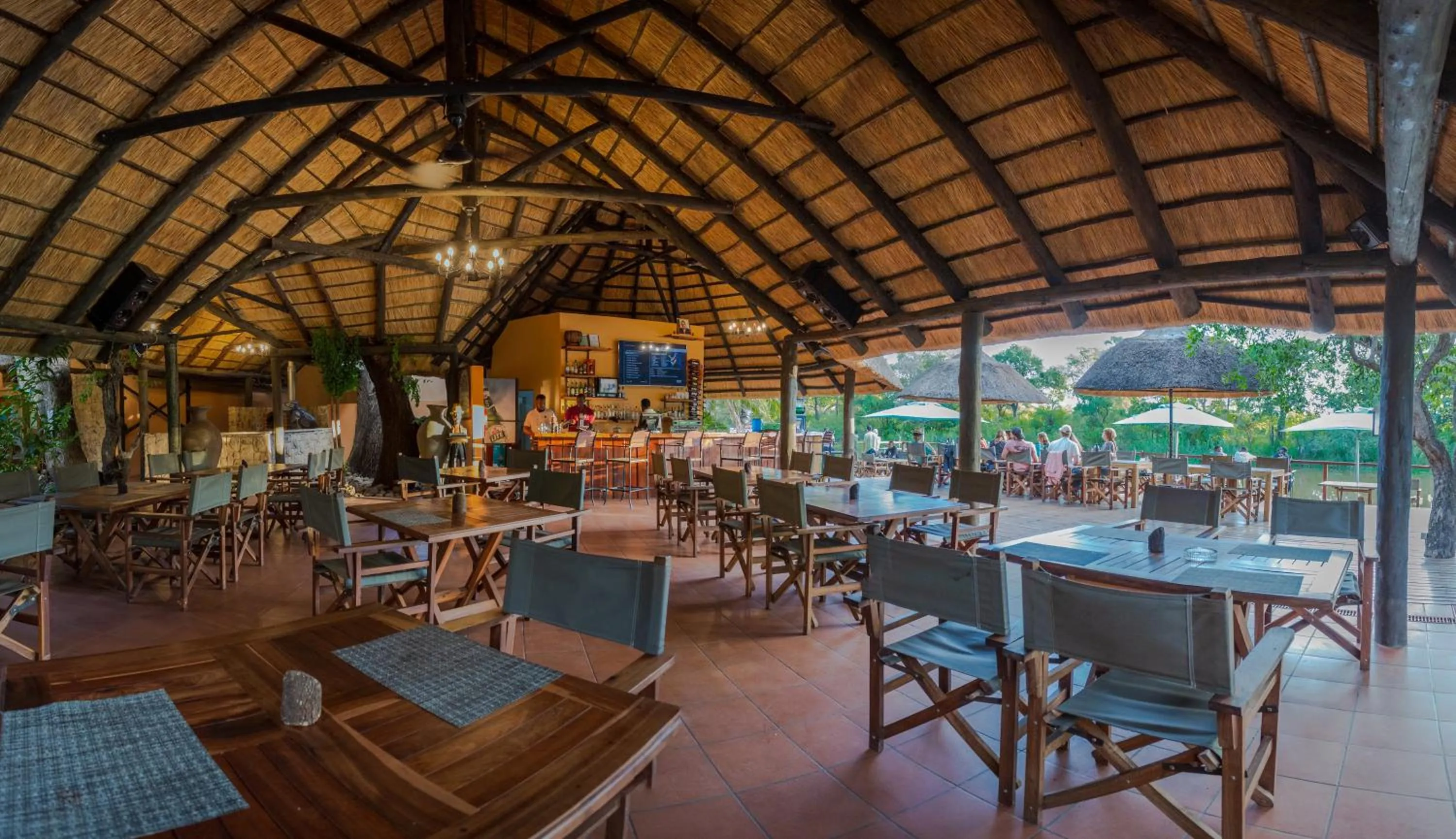 Lounge or bar in Maramba River Lodge