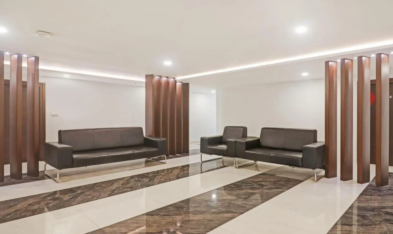 Seating area in Hotel SSR GRAND