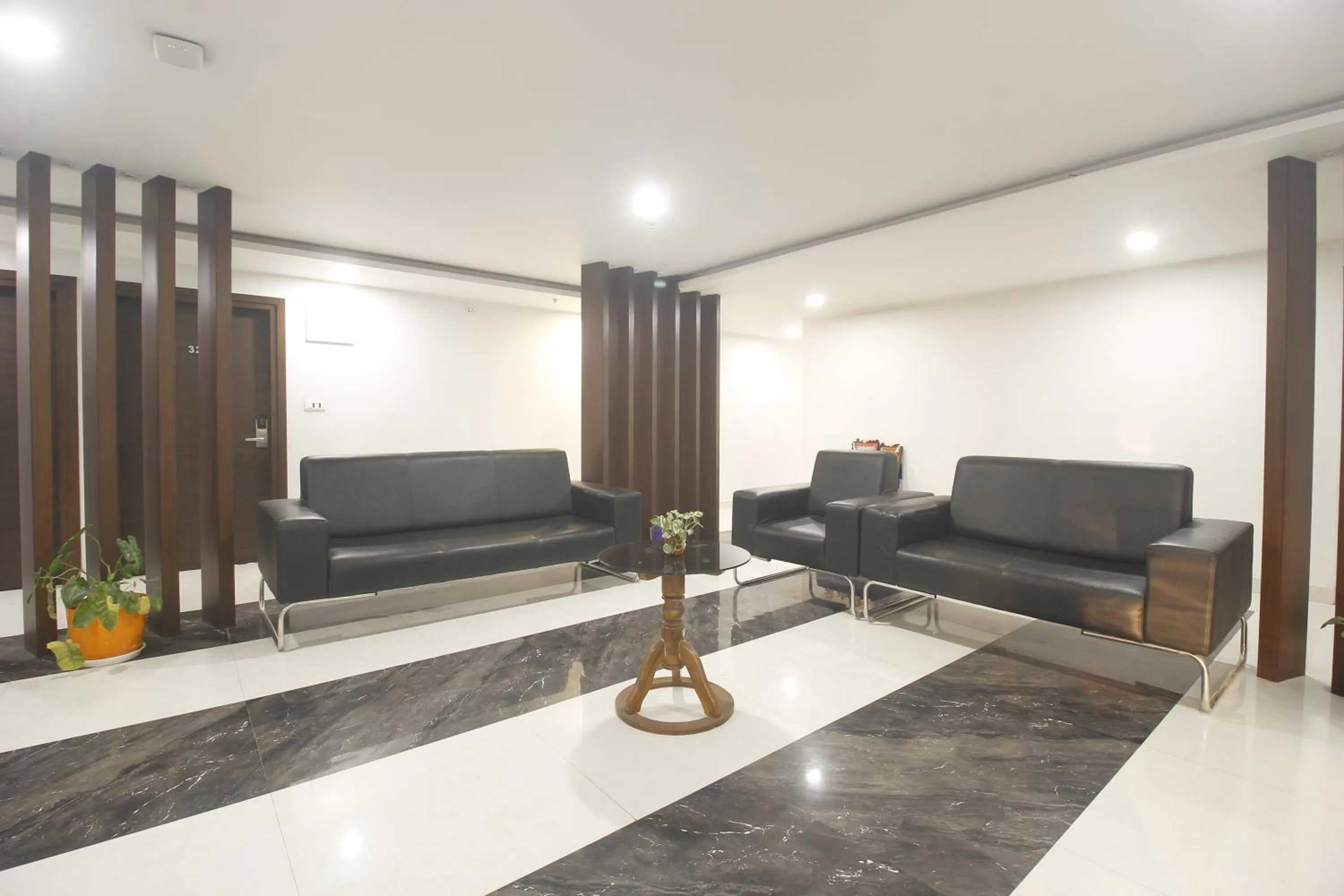 Seating area in Hotel SSR GRAND