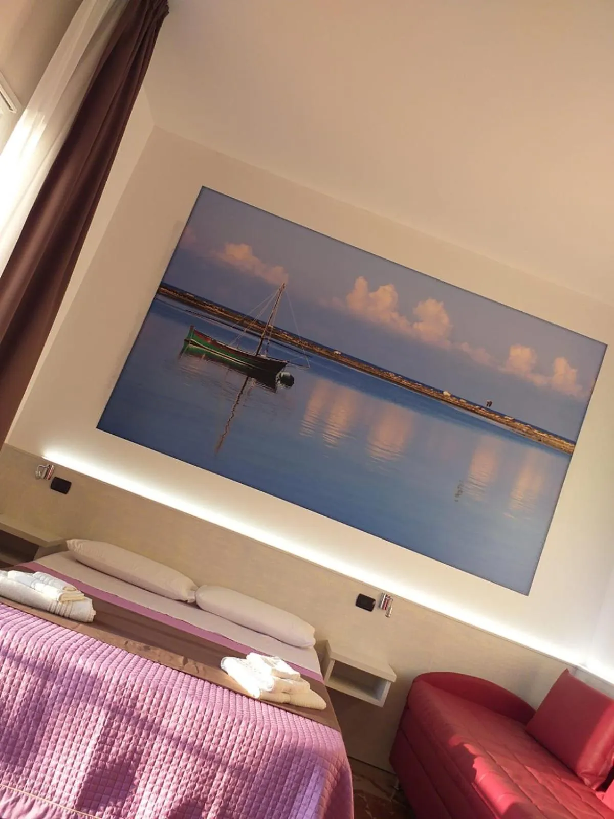 Photo of the whole room, Bed in B&B L'Isola