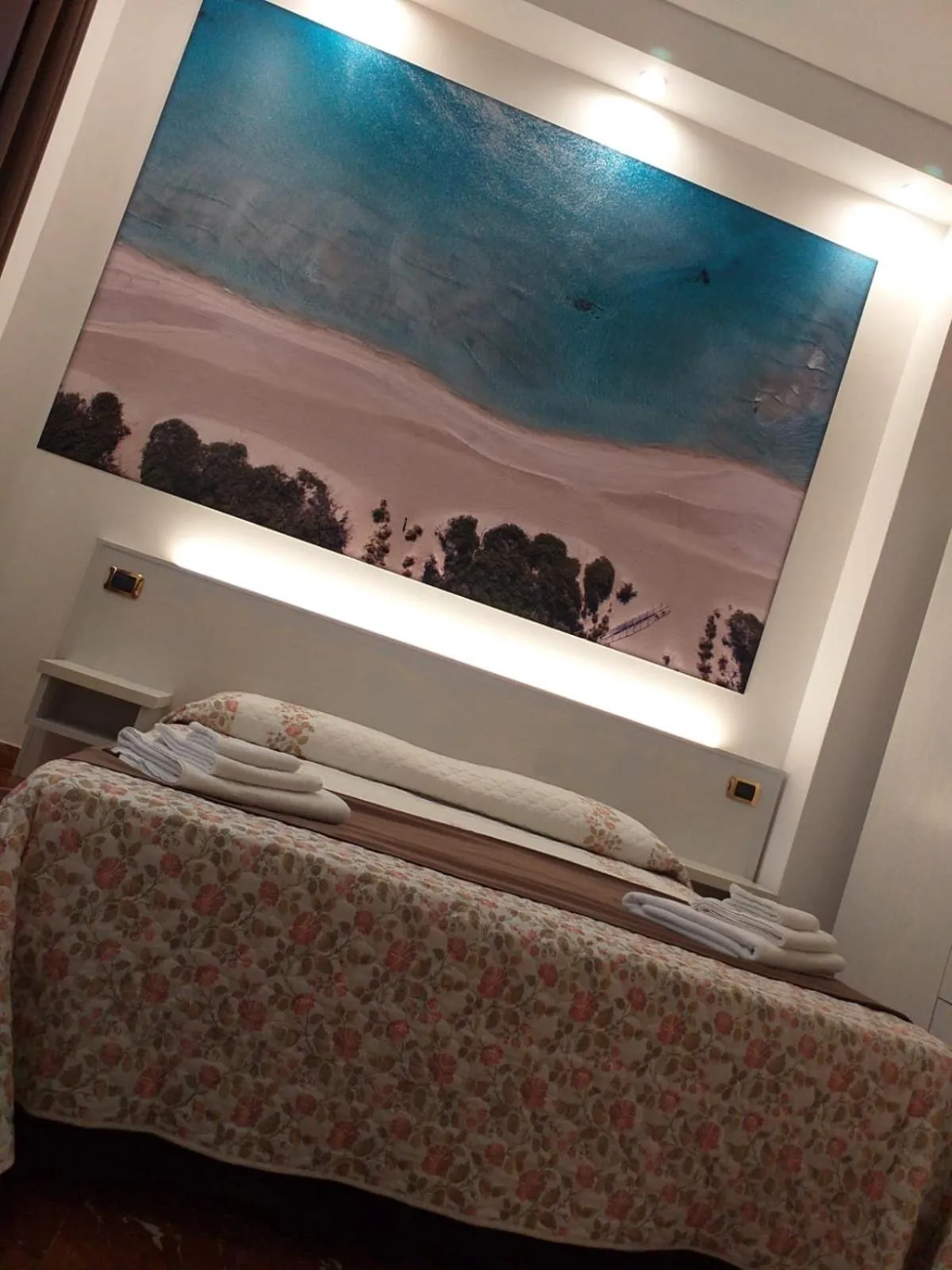 Photo of the whole room, Bed in B&B L'Isola