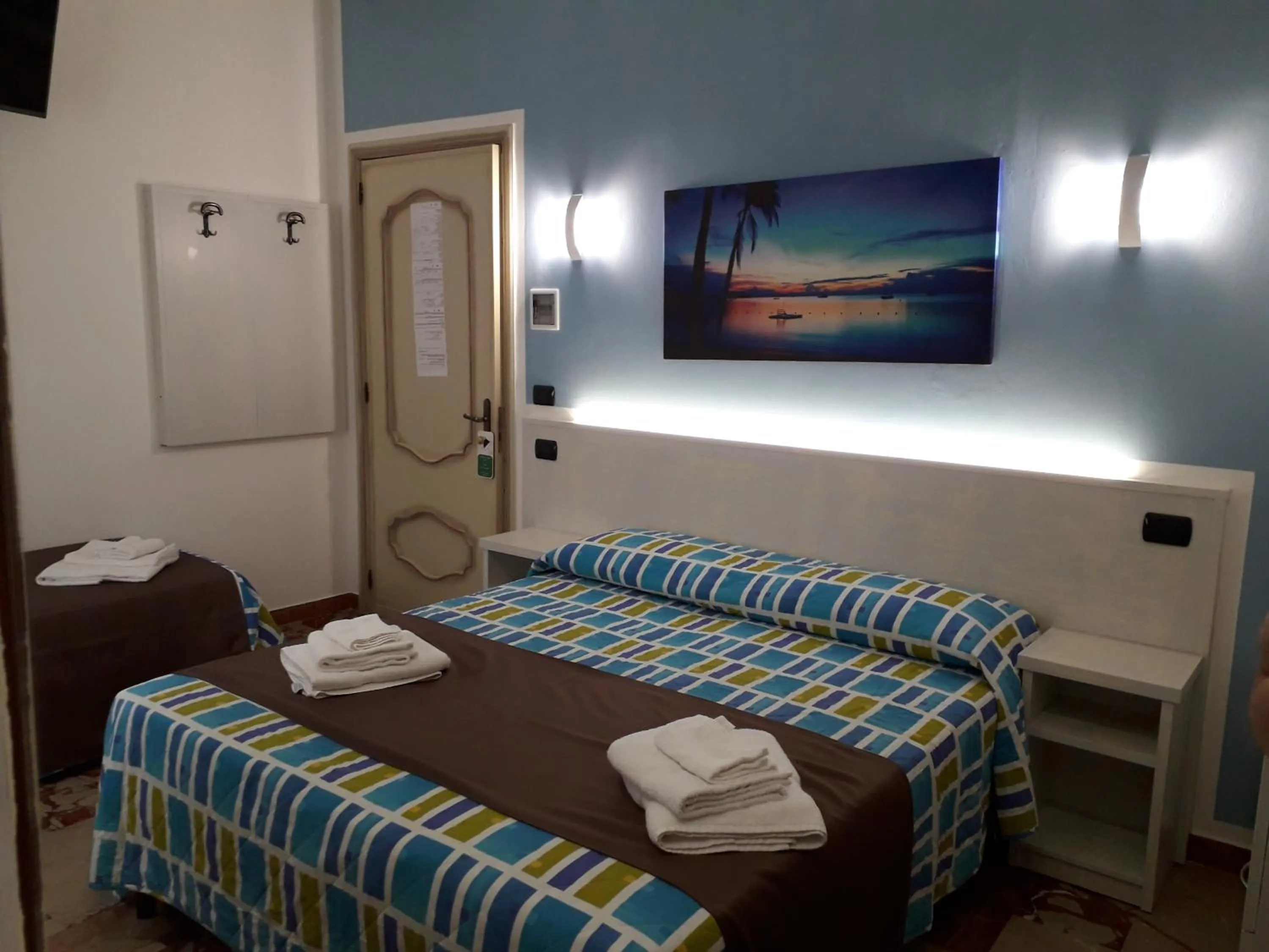 Photo of the whole room, Bed in B&B L'Isola