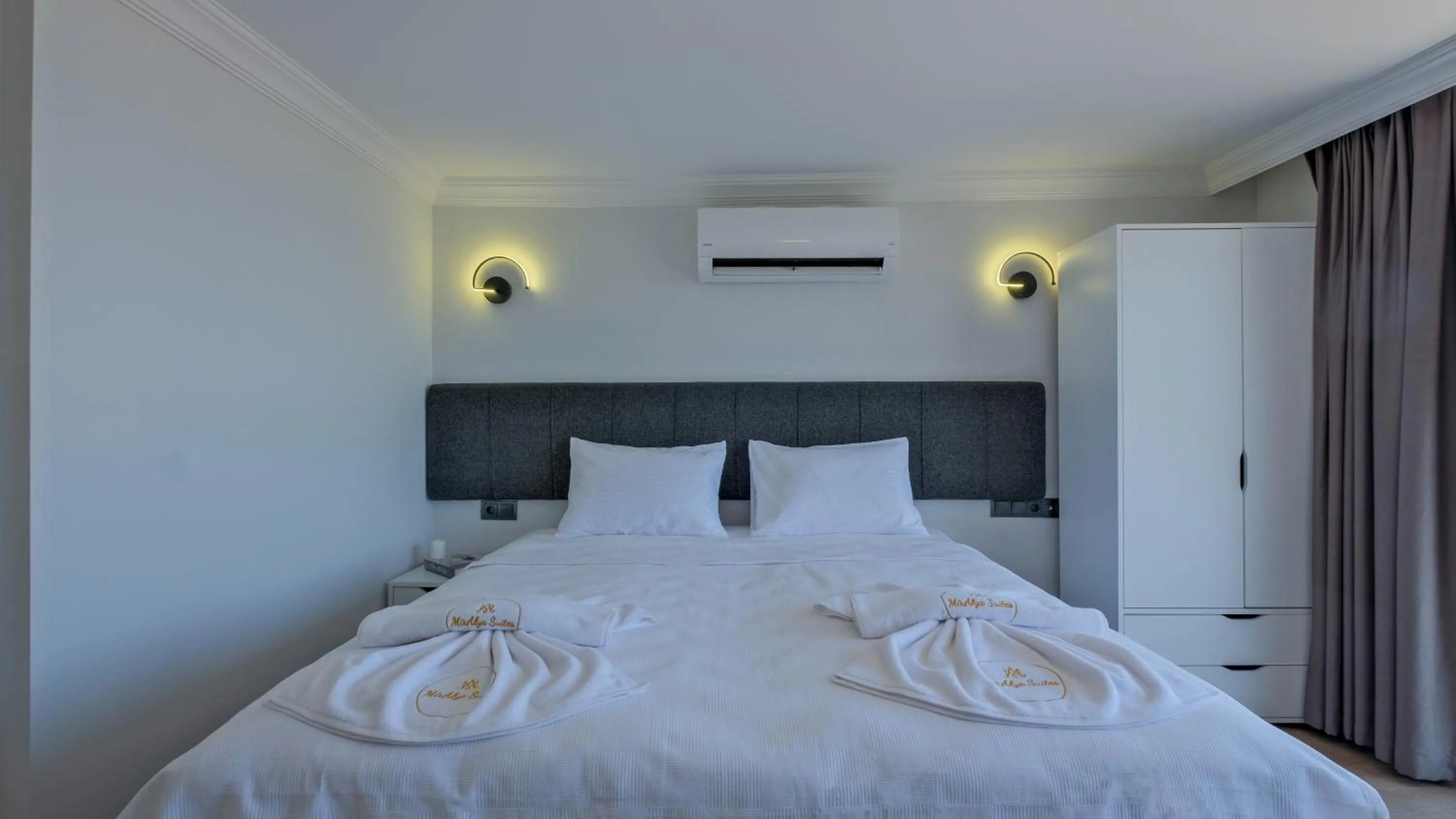 Massage, Bed in Miralya Suites