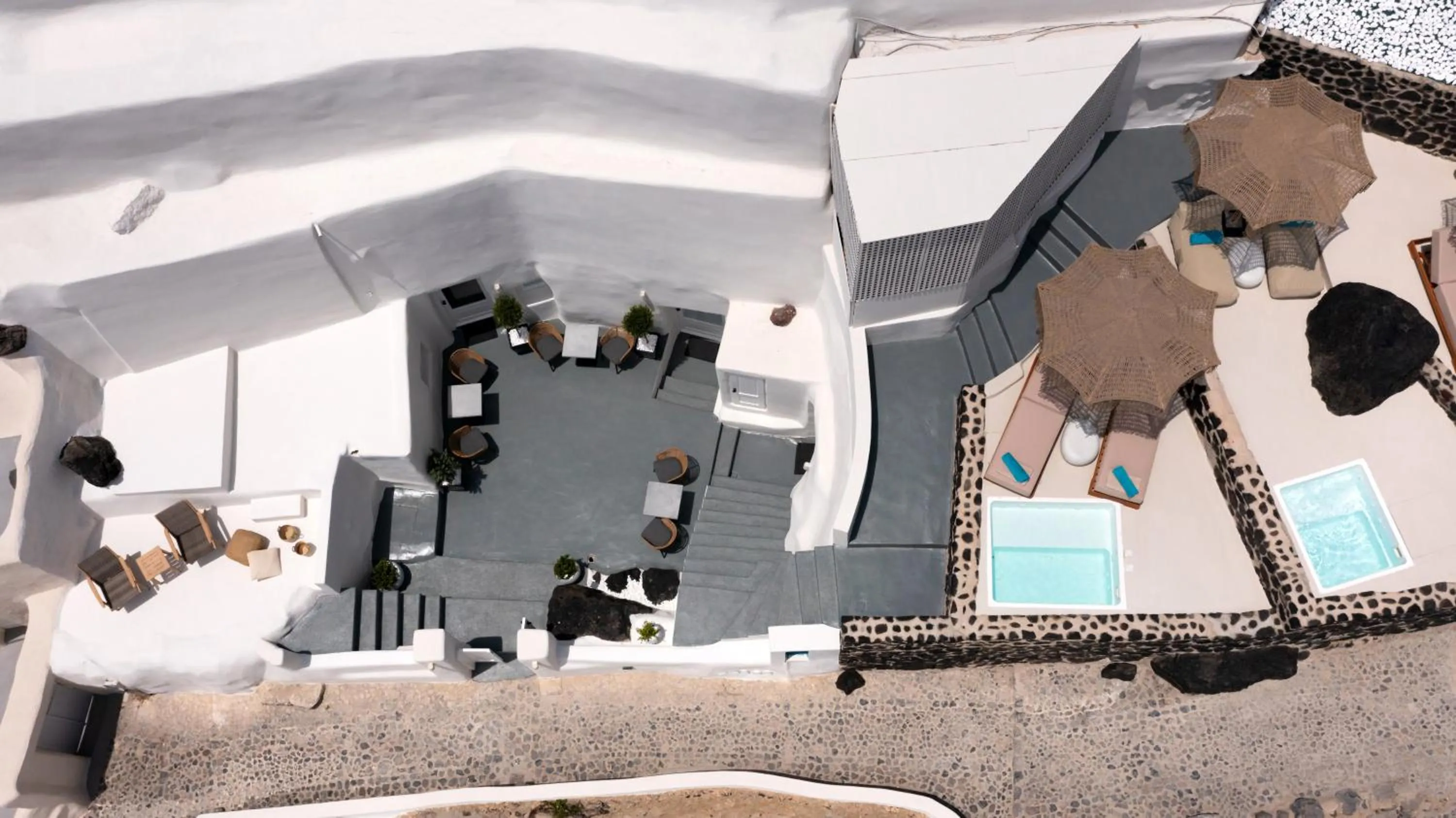 Patio in Twenty One Suites