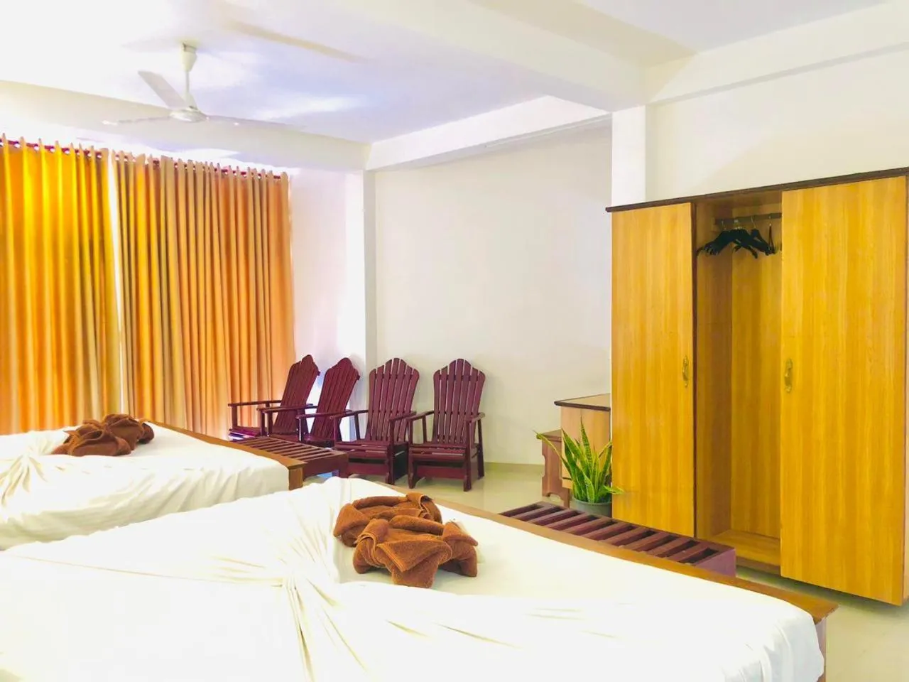 Bed in Mirissa Beach Inn