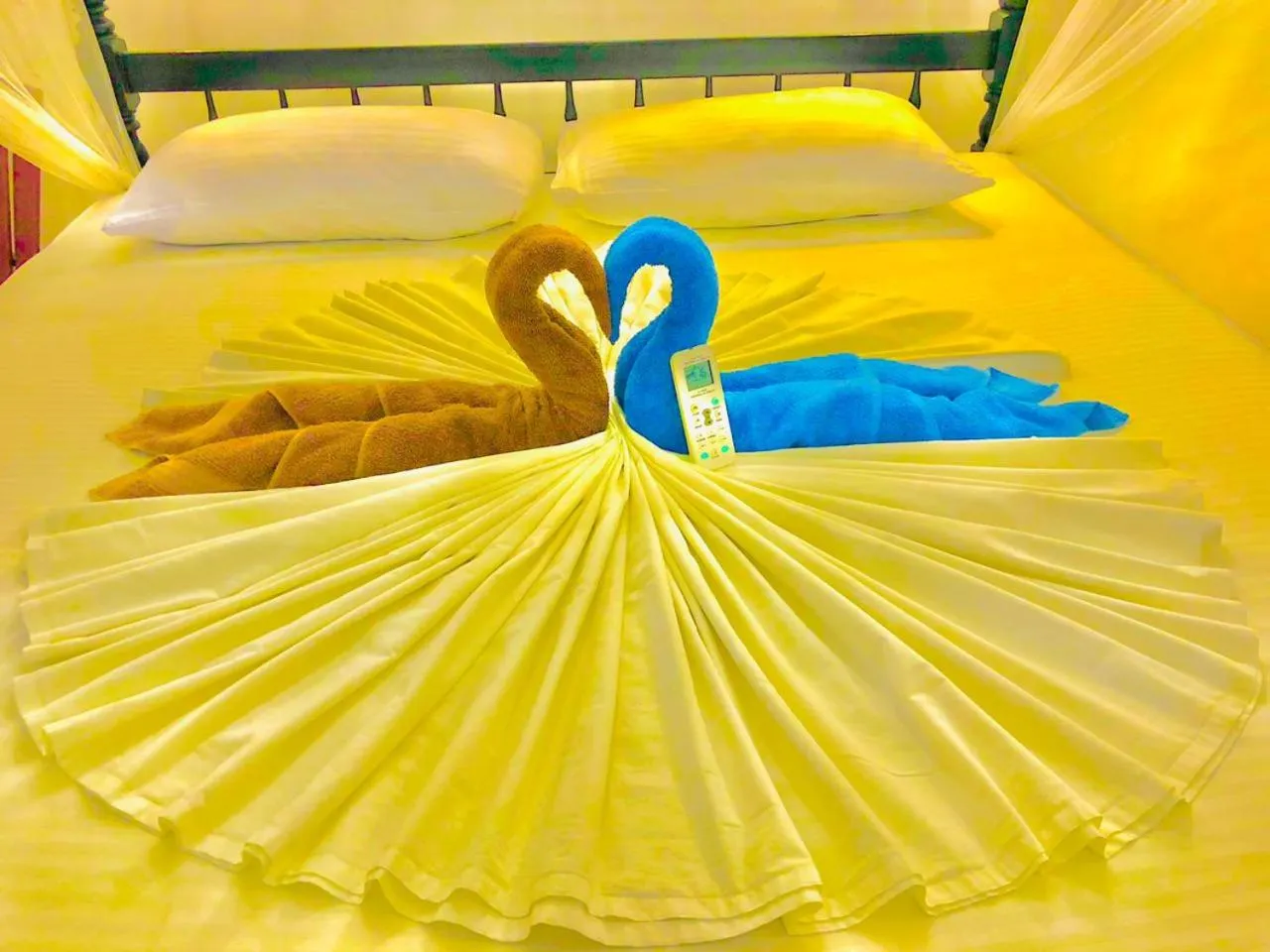 Bed in Mirissa Beach Inn