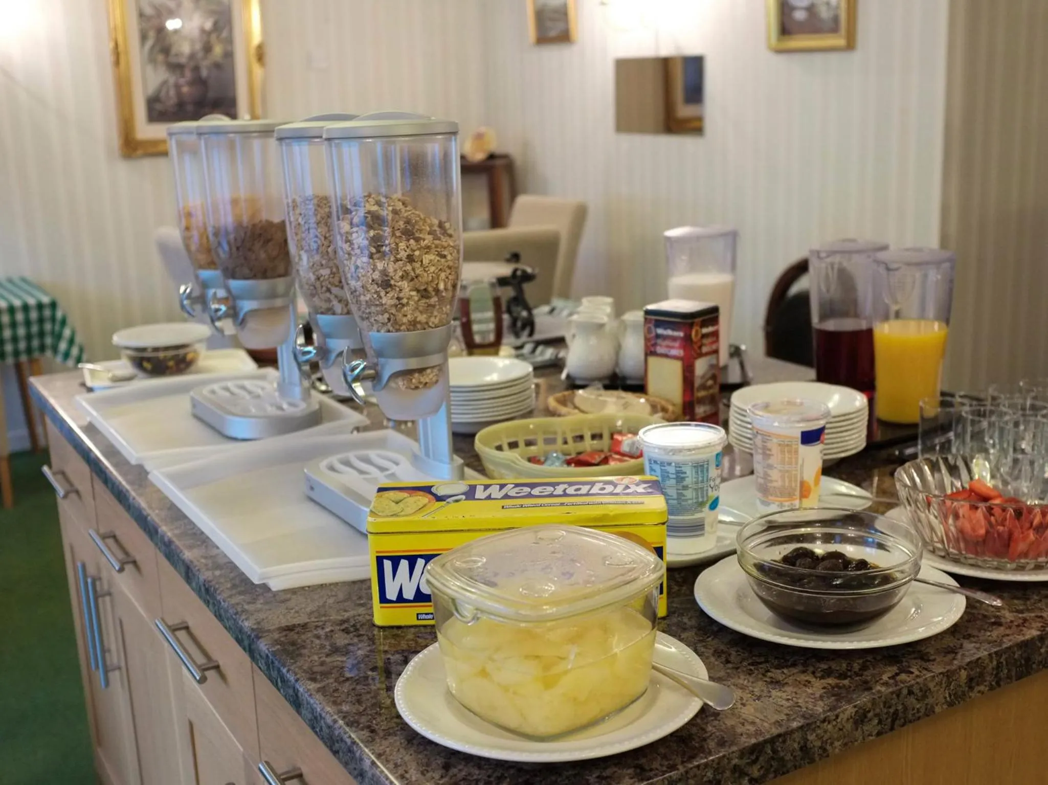 Restaurant/places to eat in The Well House