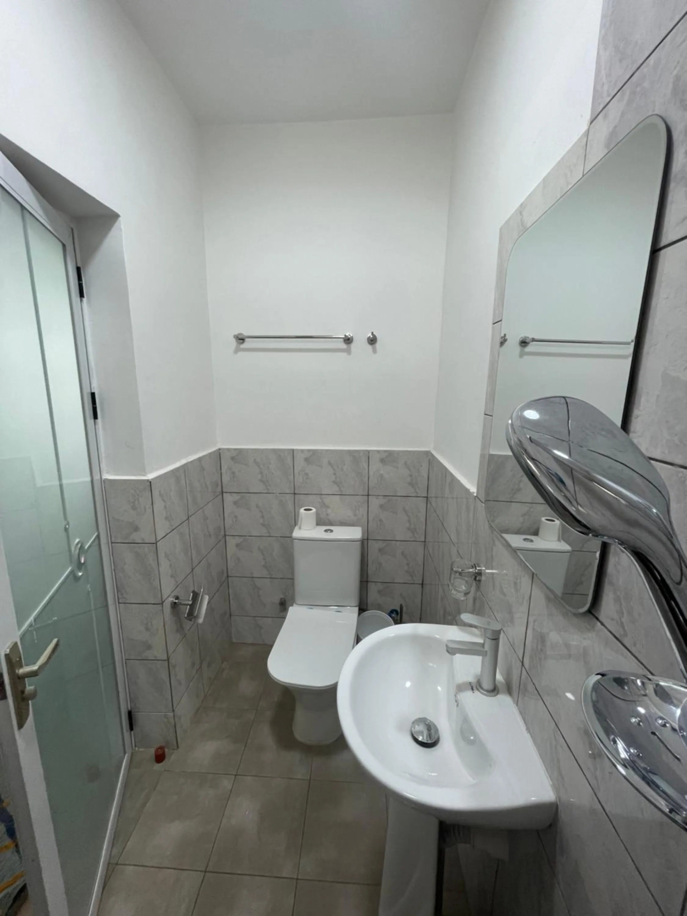 Shower in Mayama Residences