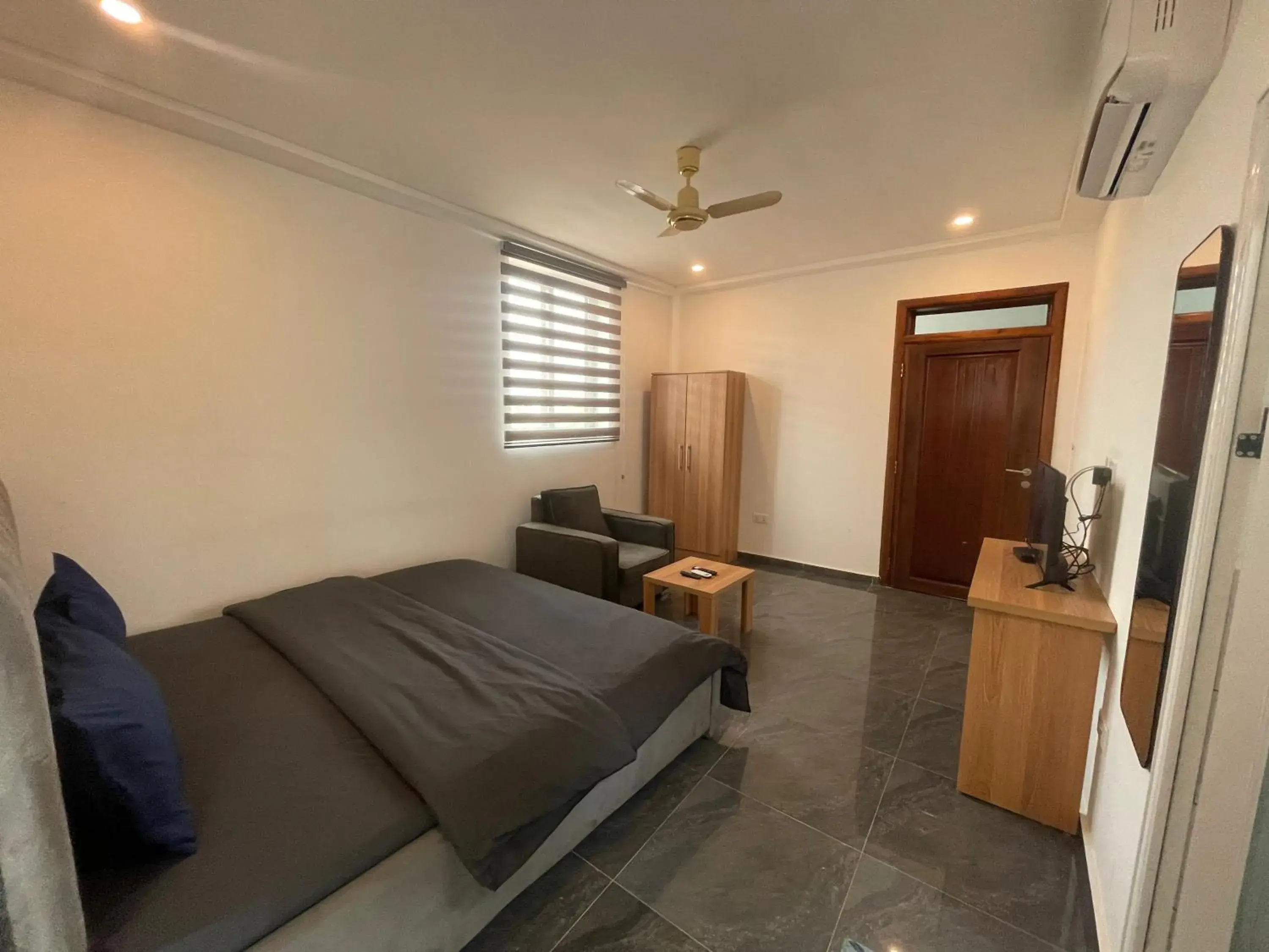 Studio Apartment - single occupancy in Mayama Residences Studio Apartment - single occupancy in Mayama Residences