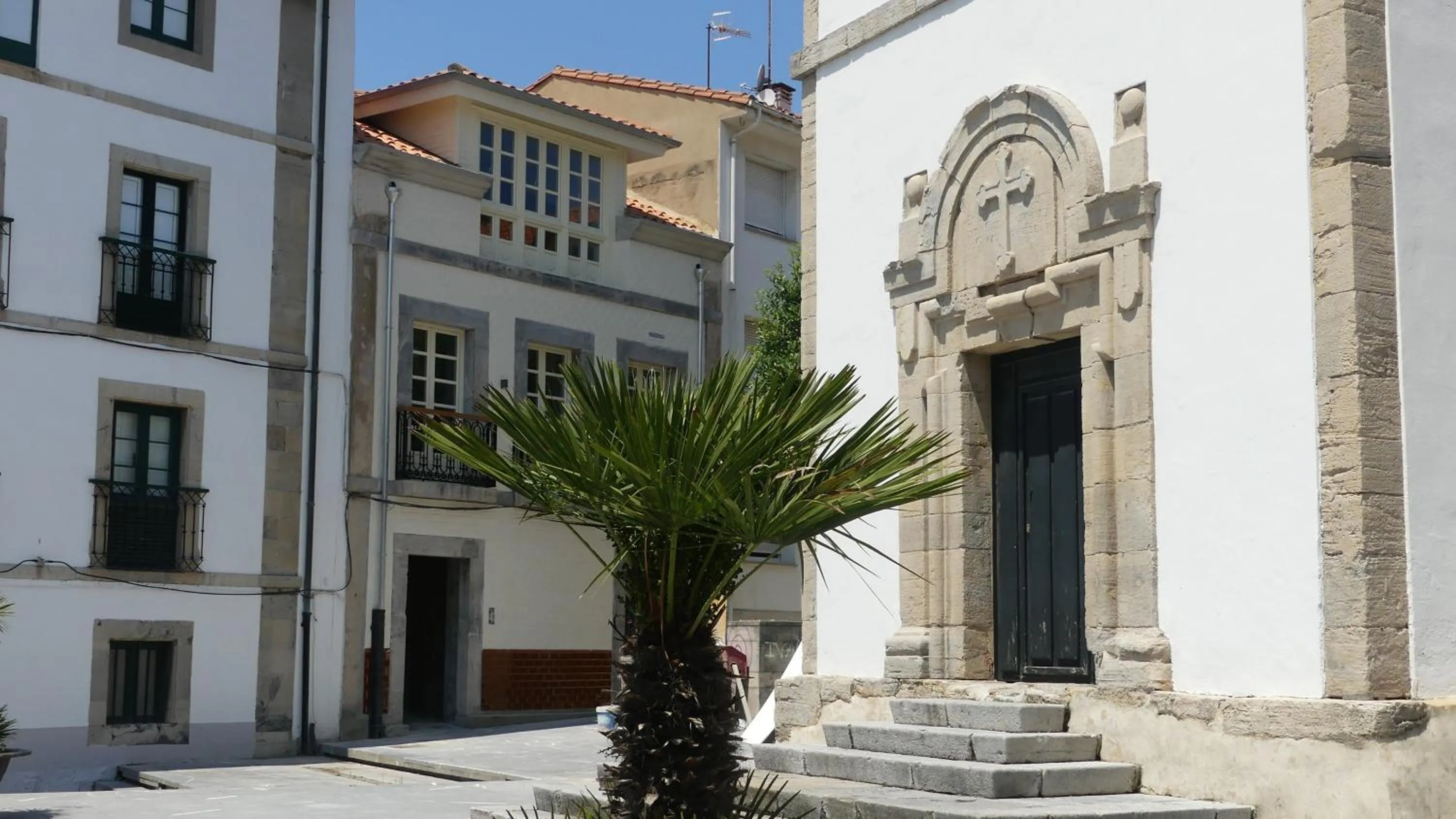 Property building in Apartamentos El Reloj