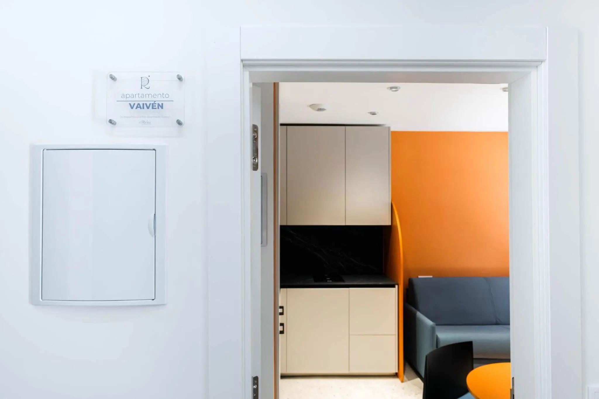 Facade/entrance in Apartamentos El Reloj