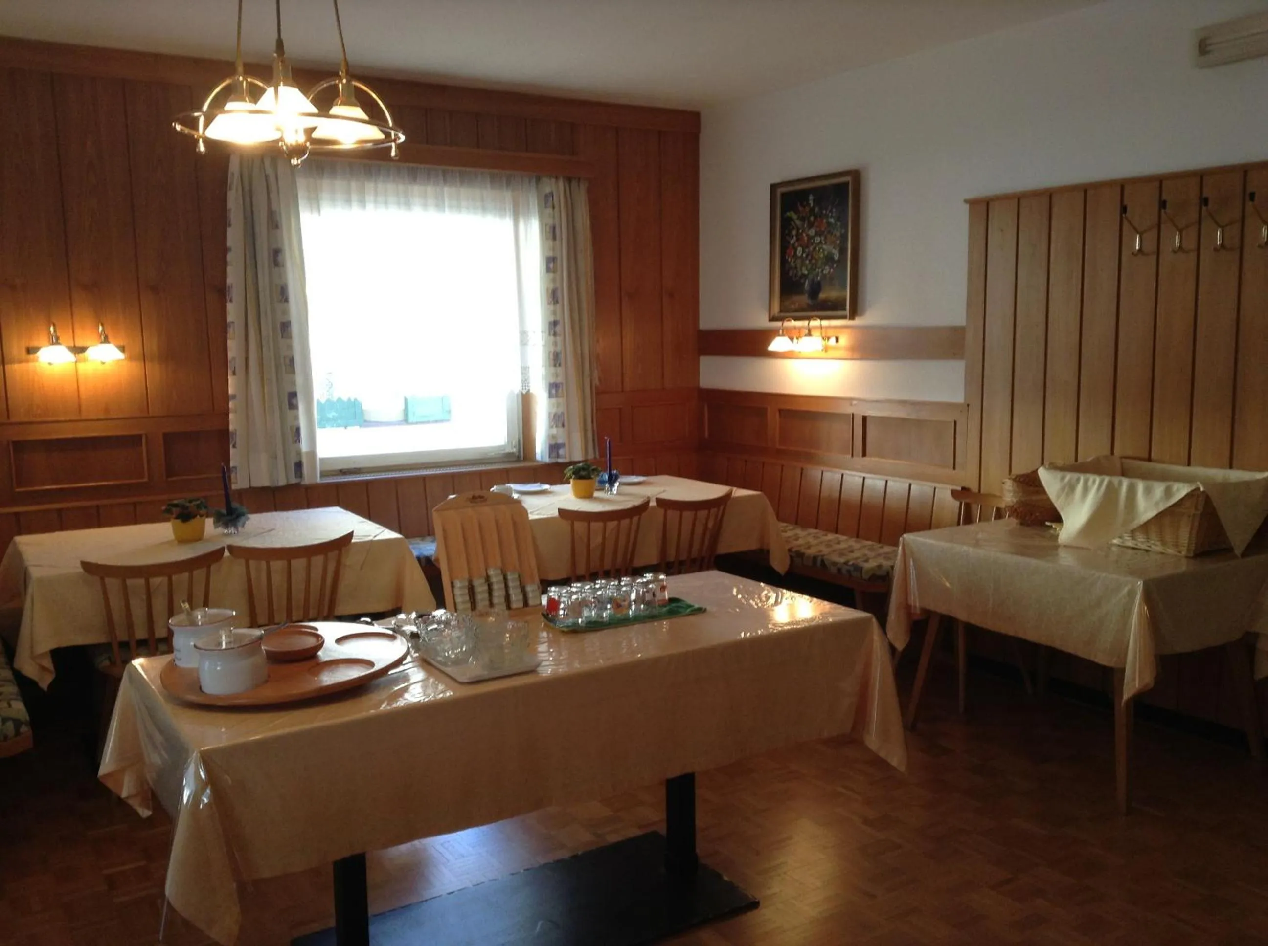 Food and drinks in Garni Hofer