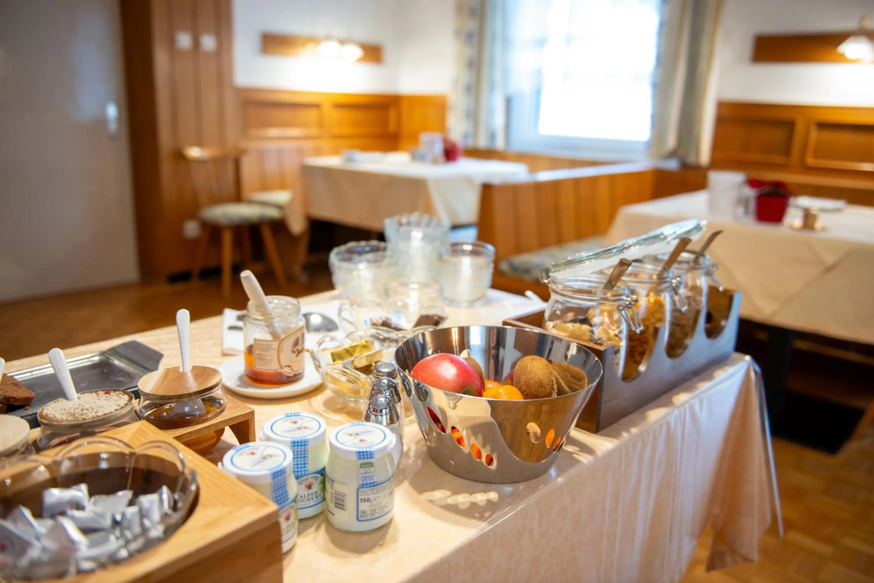 Breakfast in Garni Hofer