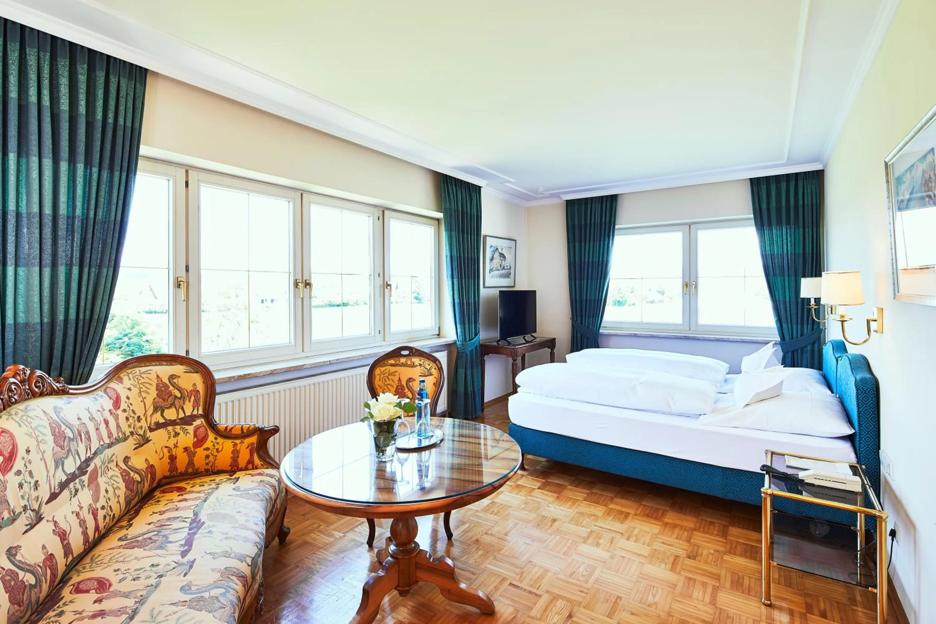 Photo of the whole room, Bed in Reck's Hotel-Restaurant