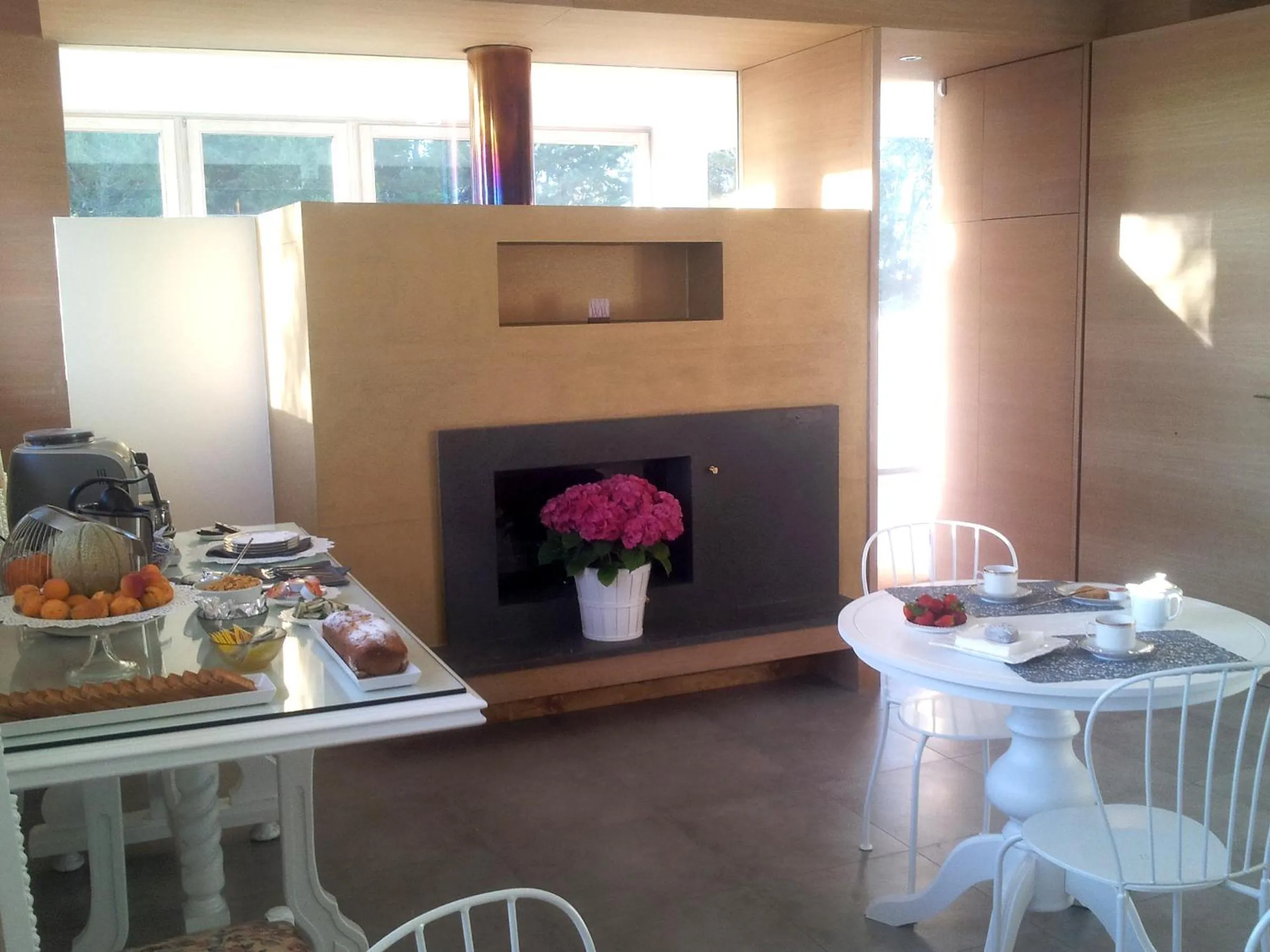 Restaurant/places to eat in Alfieri Cottage