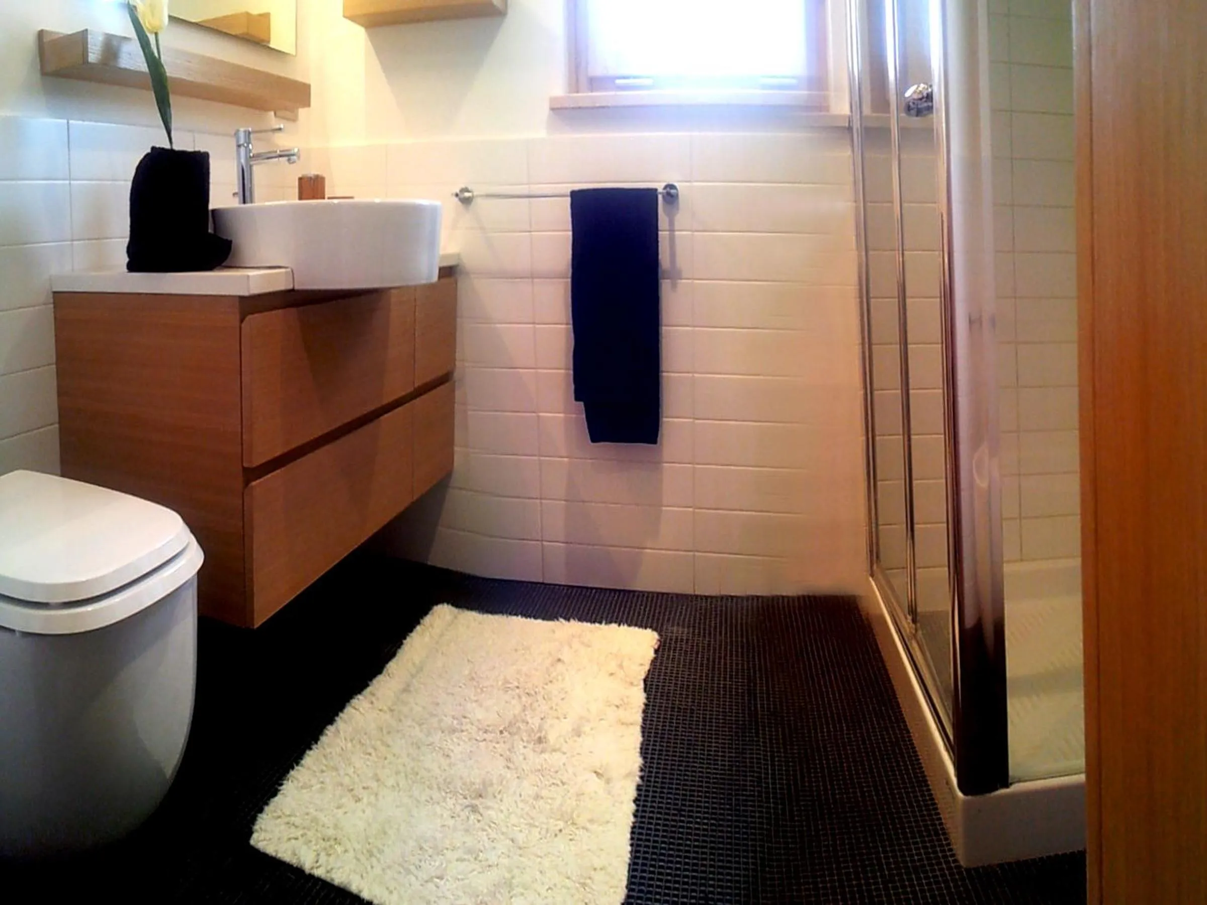 Bathroom in Alfieri Cottage