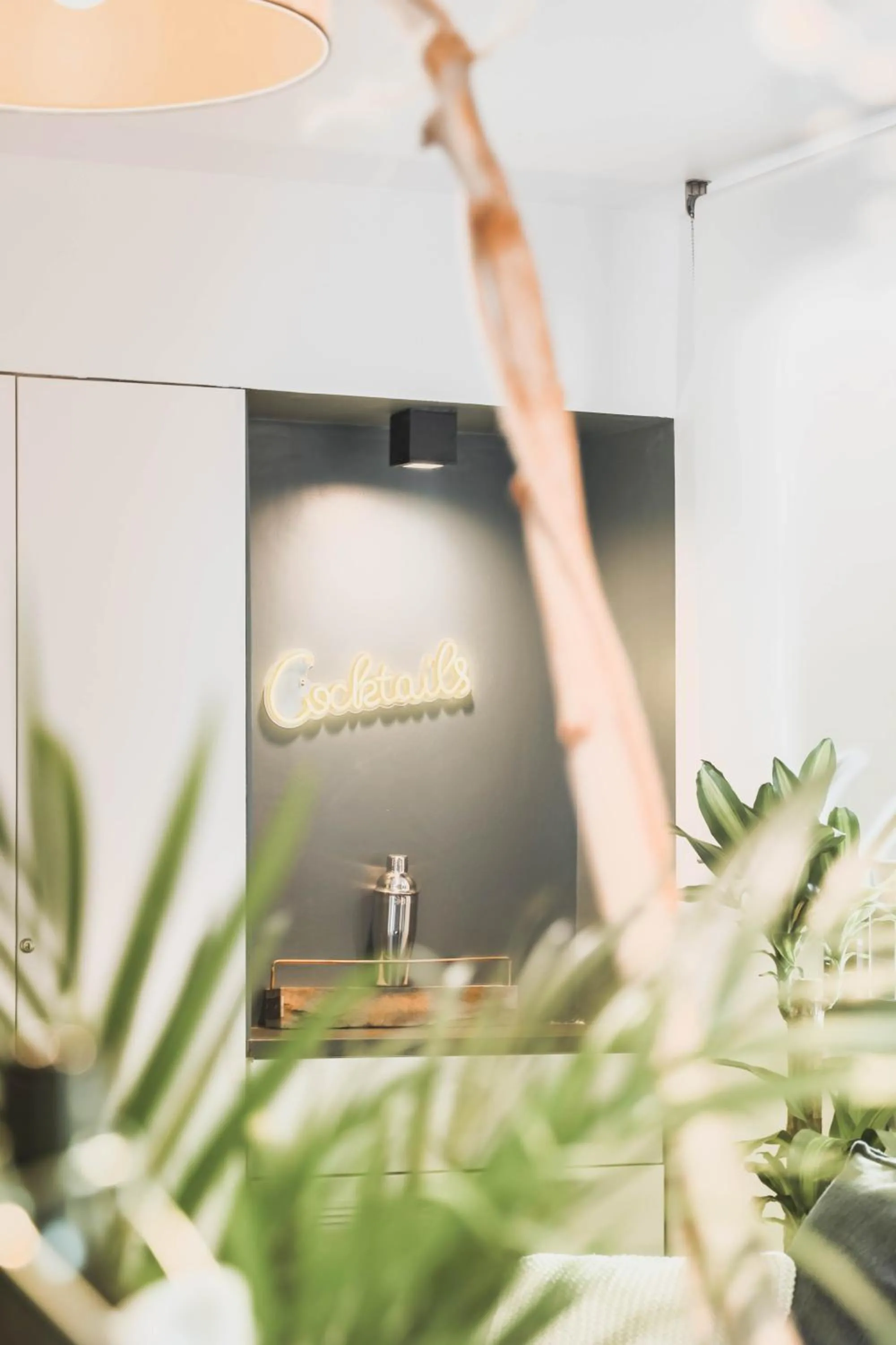 Decorative detail in T3- un Oasis rénové et climatisé au centre de LGM