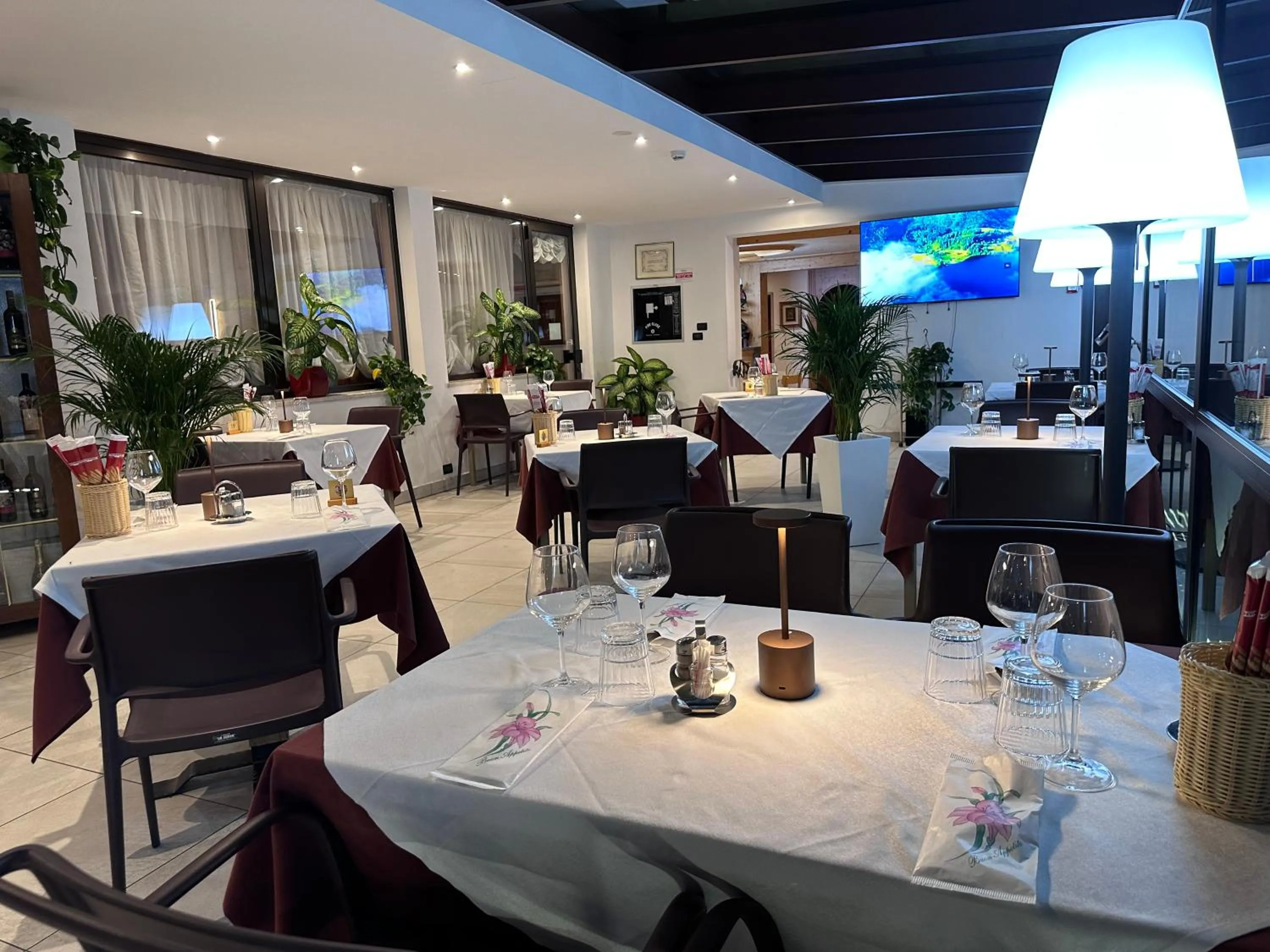 Restaurant/places to eat in VILLA NUOVA