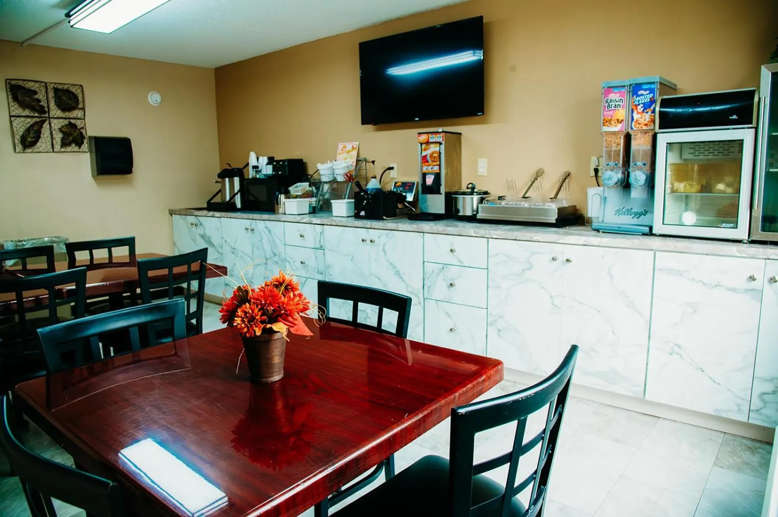 Country Garden & Suites