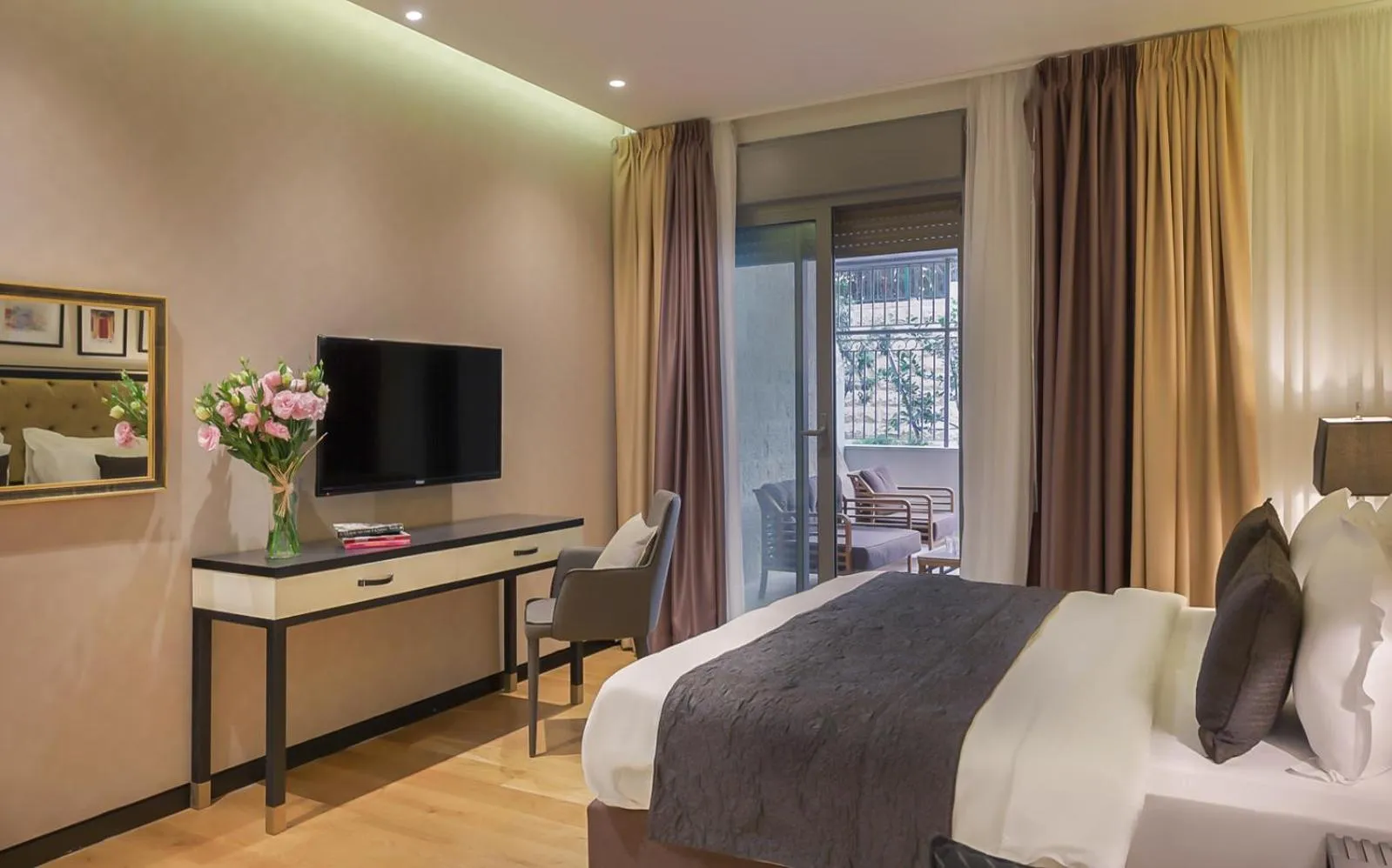 Photo of the whole room, Bed in Stay Kook Jerusalem