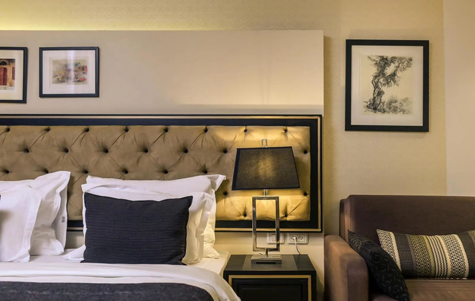 Seating area, Bed in Stay Kook Jerusalem