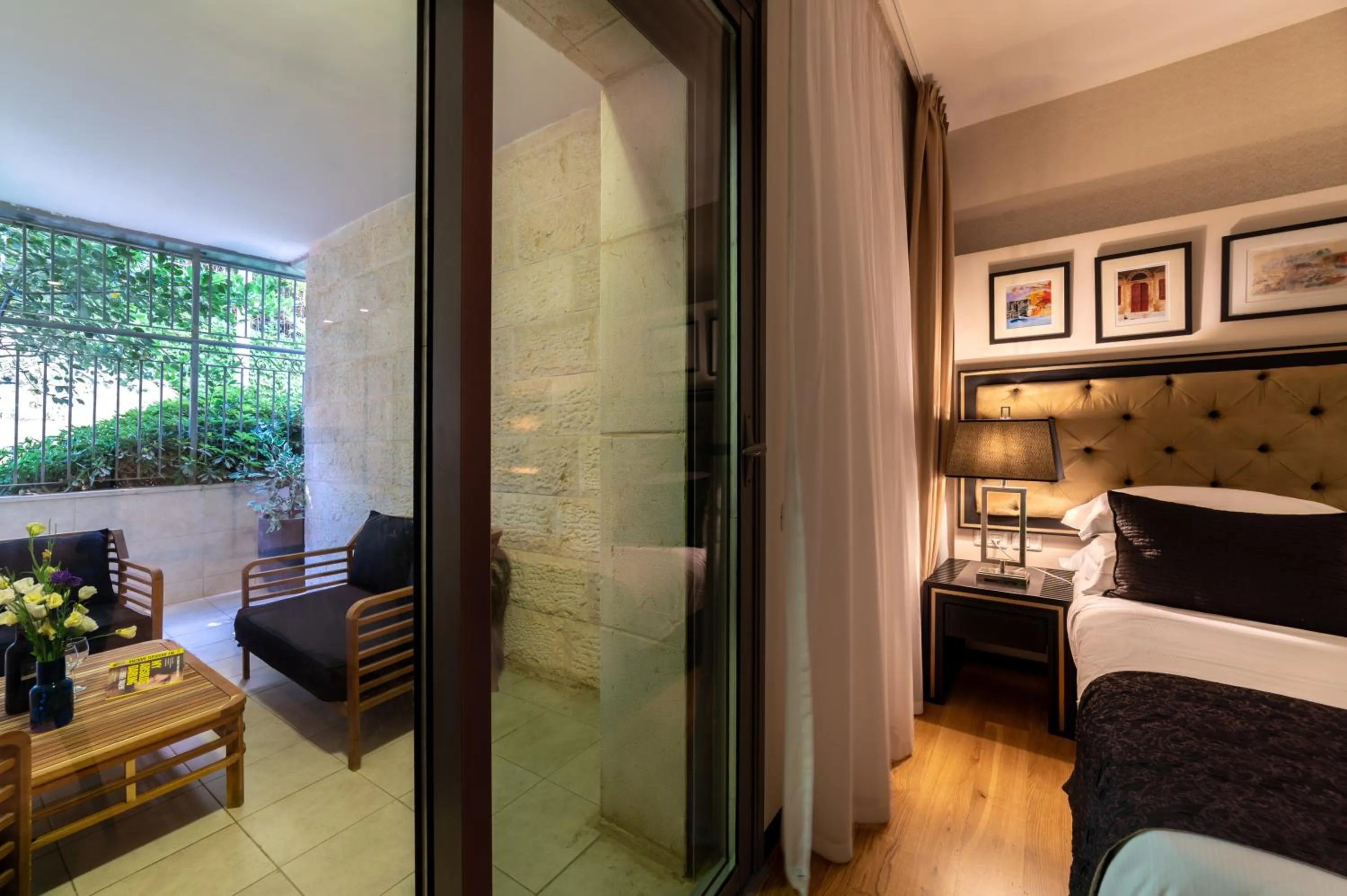 Balcony/Terrace, Bed in Stay Kook Jerusalem