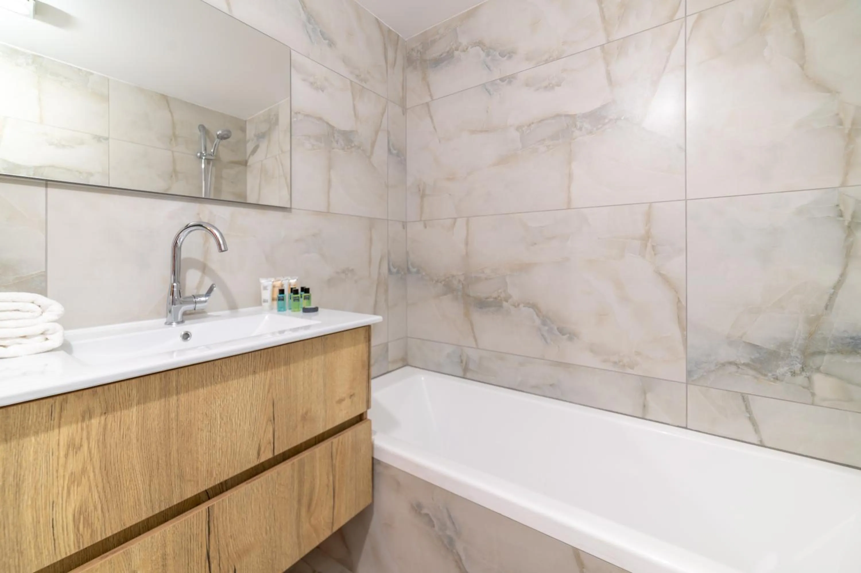 Bathroom in Stay Kook Jerusalem