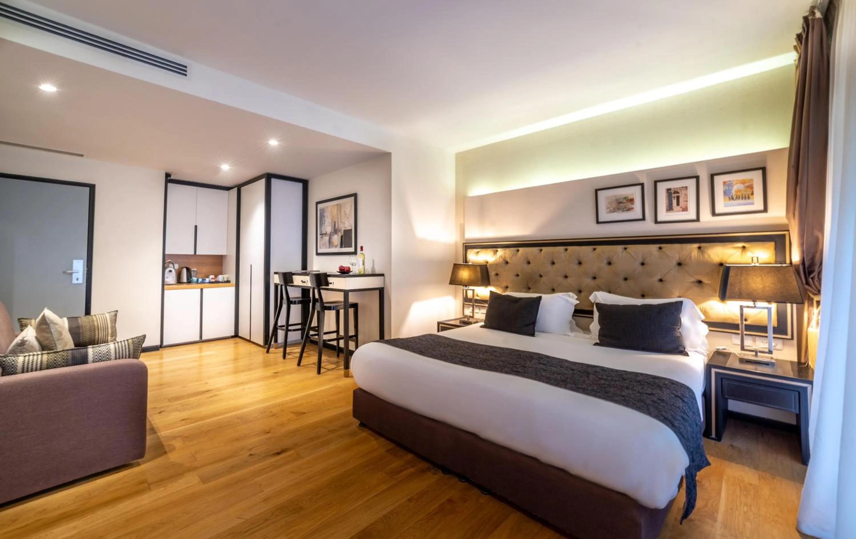 Photo of the whole room, Bed in Stay Kook Jerusalem