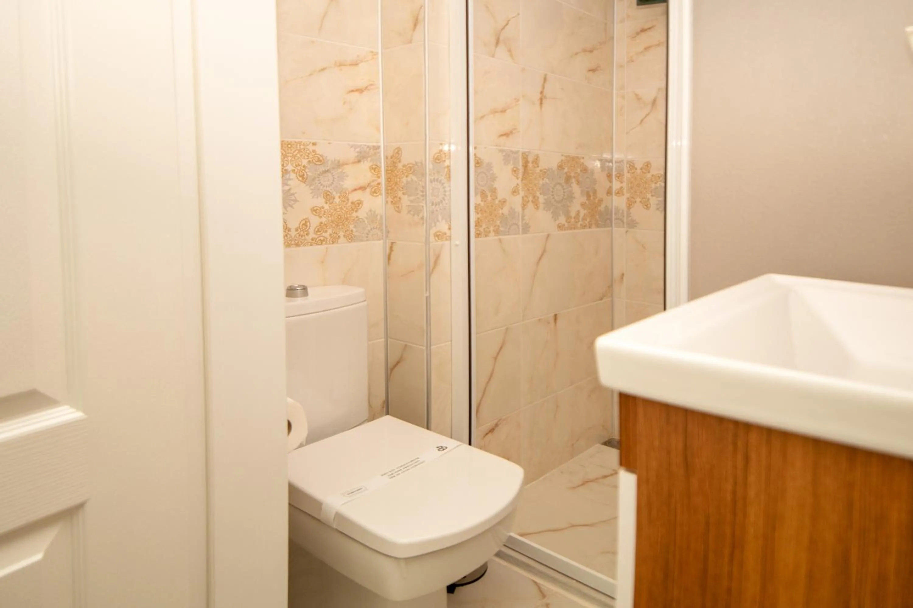 Toilet in Paradise İmroz Butik Otel