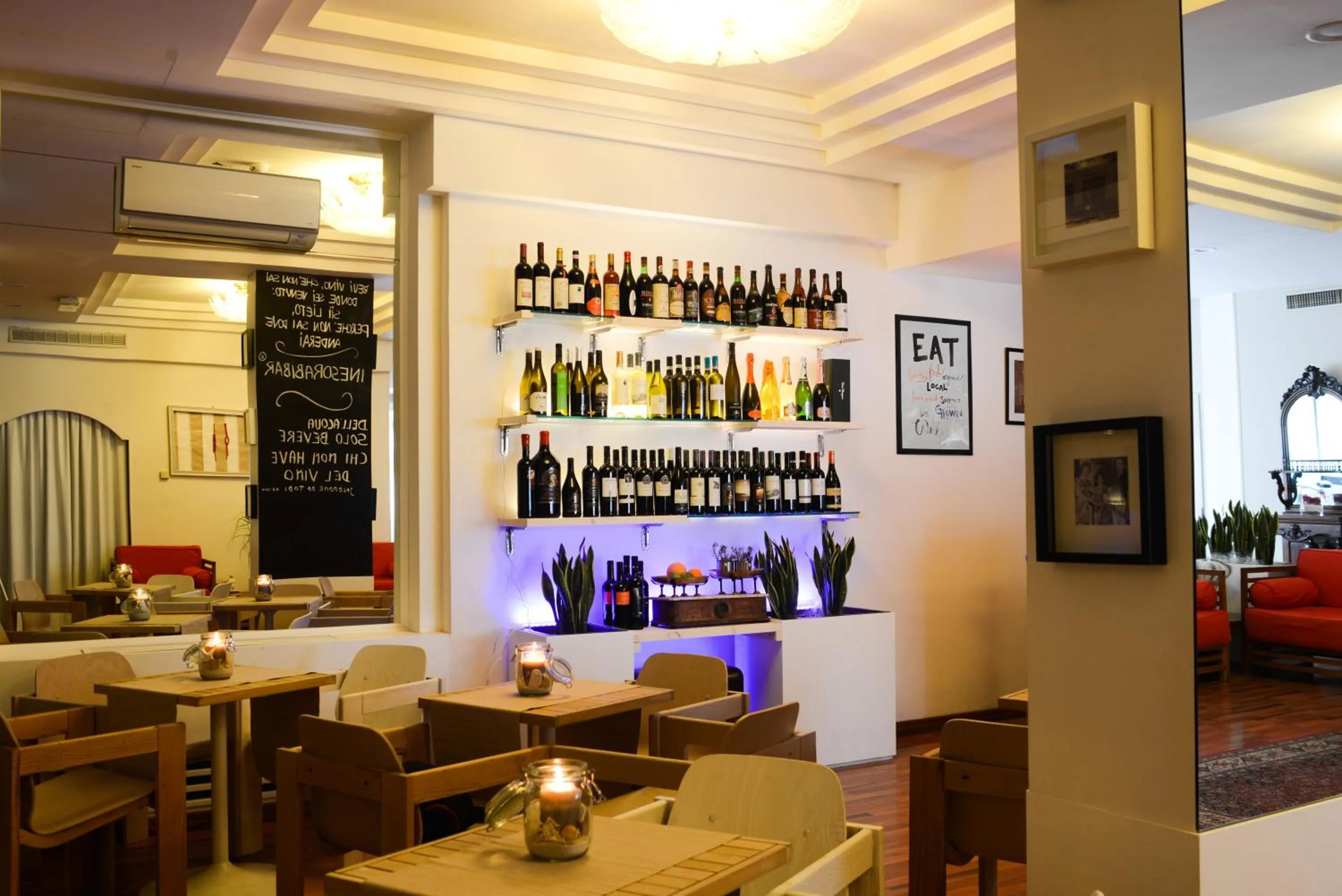 Lounge or bar in Hotel Vergilius