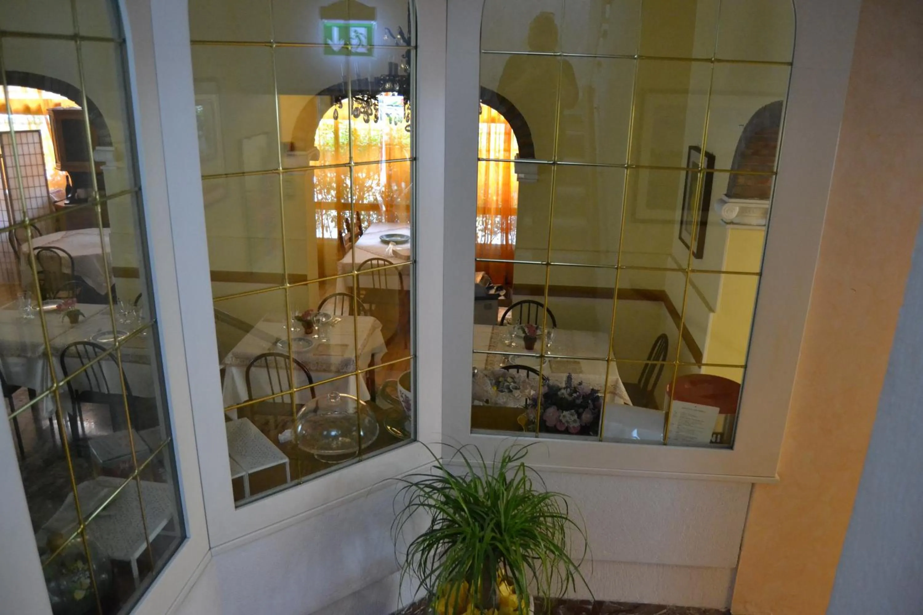 Restaurant/places to eat in Hotel Vergilius