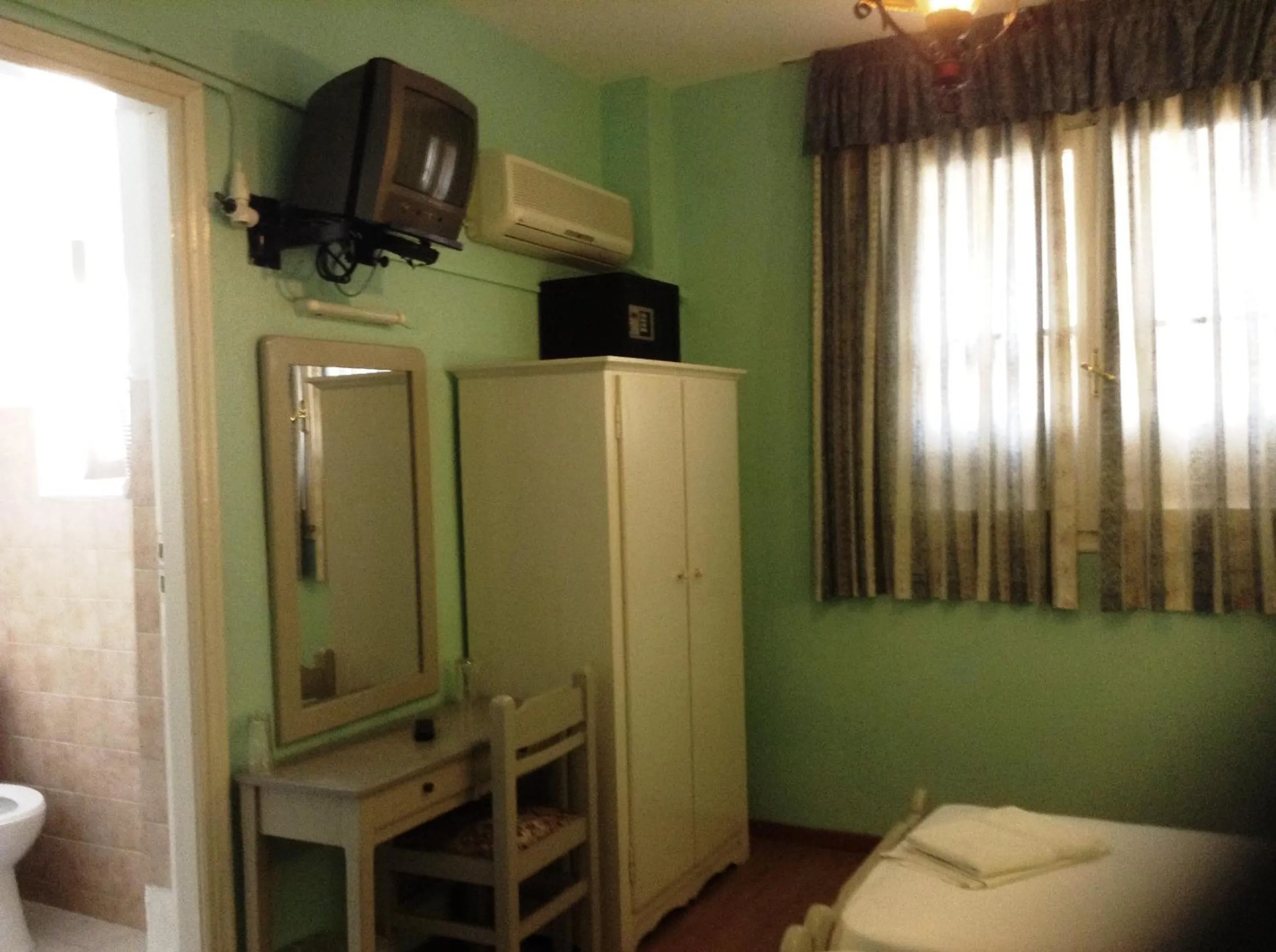 Decorative detail in Haritos Hotel - Geothermal Hot Swimming Pool