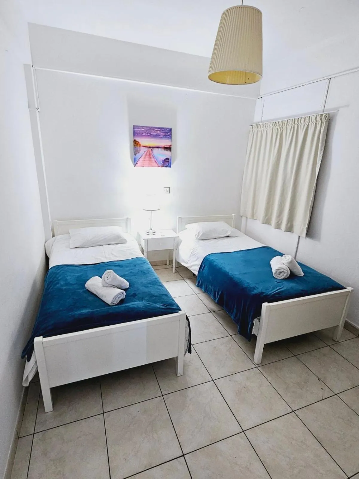 Bed in Stephanie City Apartments