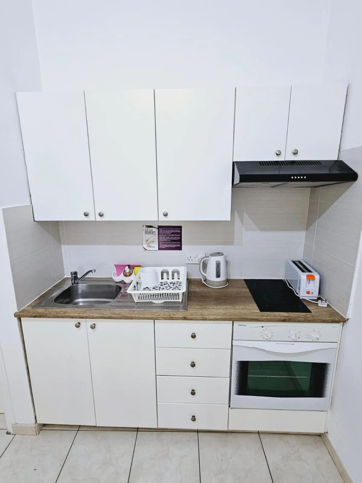 Coffee/tea facilities in Stephanie City Apartments