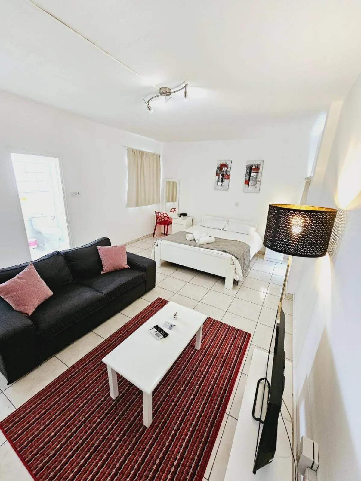 Living room in Stephanie City Apartments