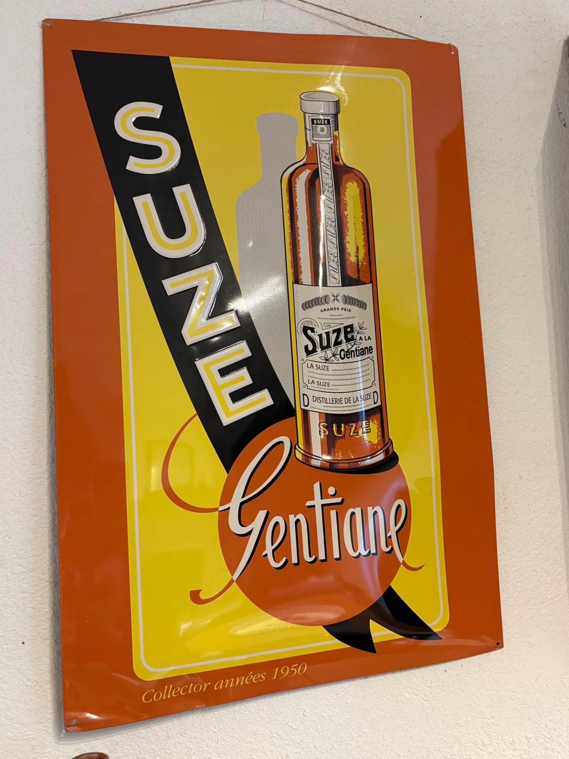 Decorative detail in Mas de L'isle