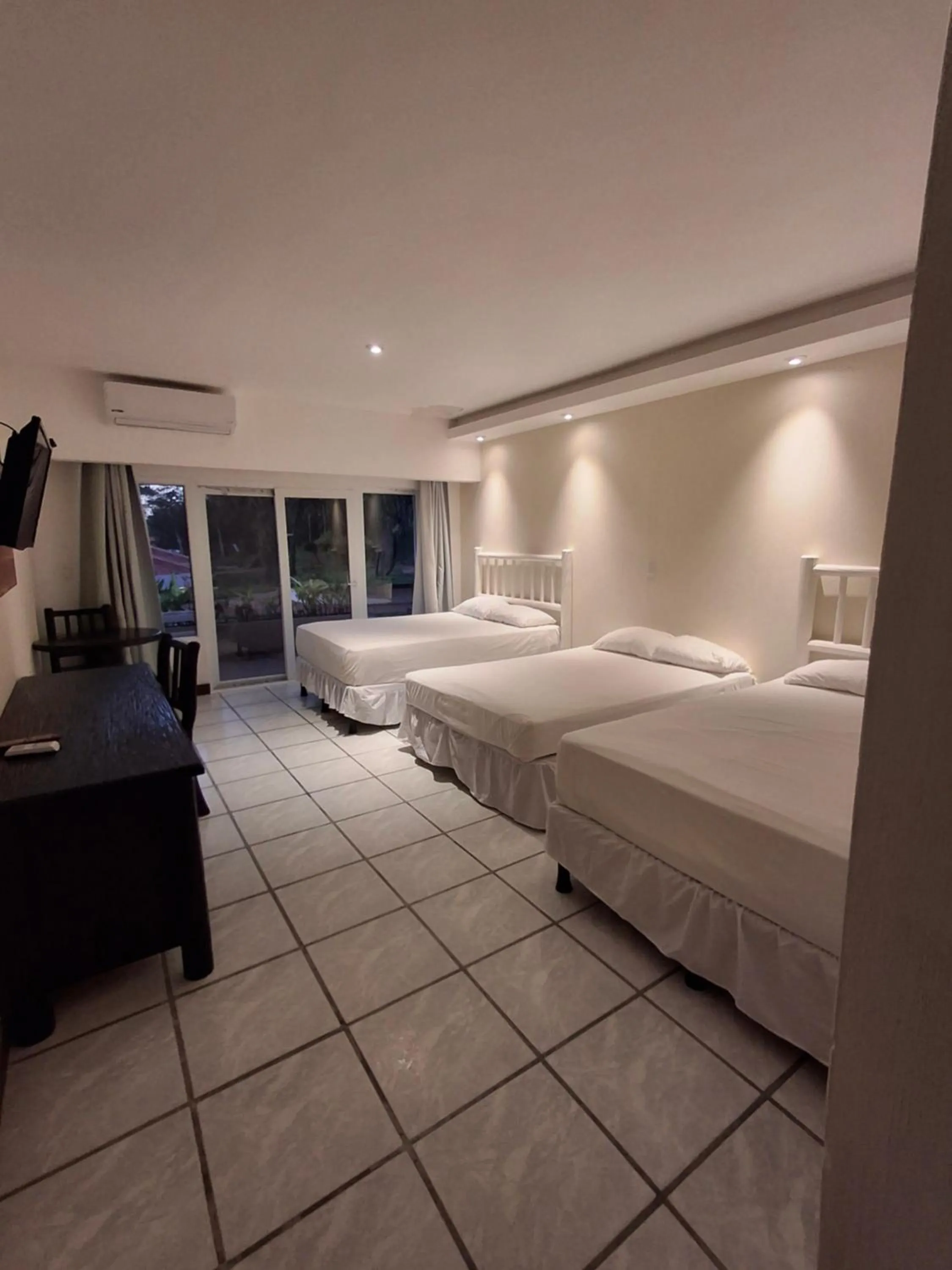 Bed in Hotel MarBrissa