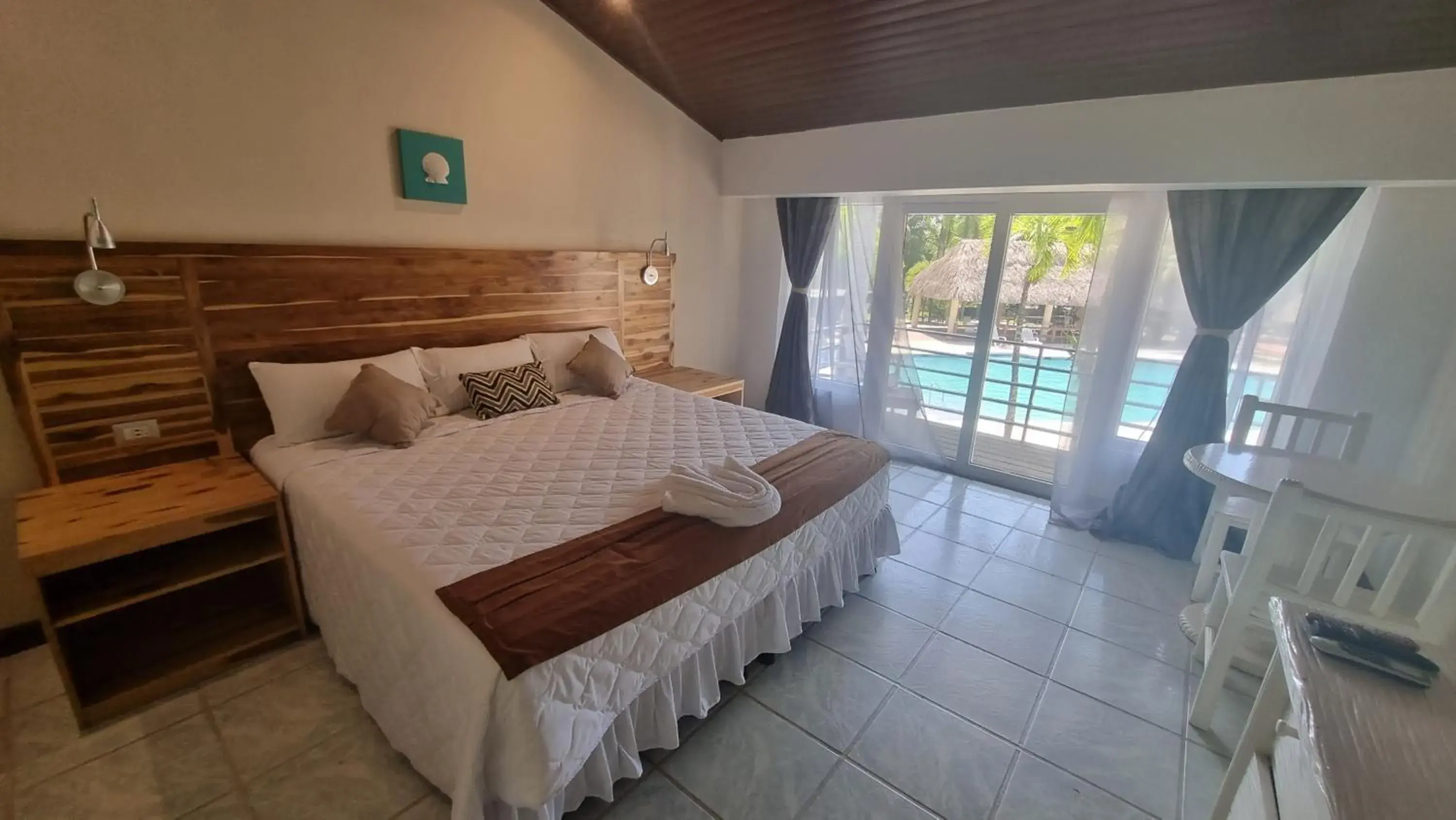 Single Room in Hotel MarBrissa Single Room in Hotel MarBrissa