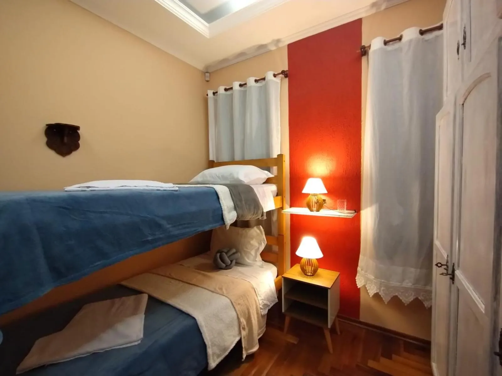 Bedroom, Bed in Residencia Dago Suítes