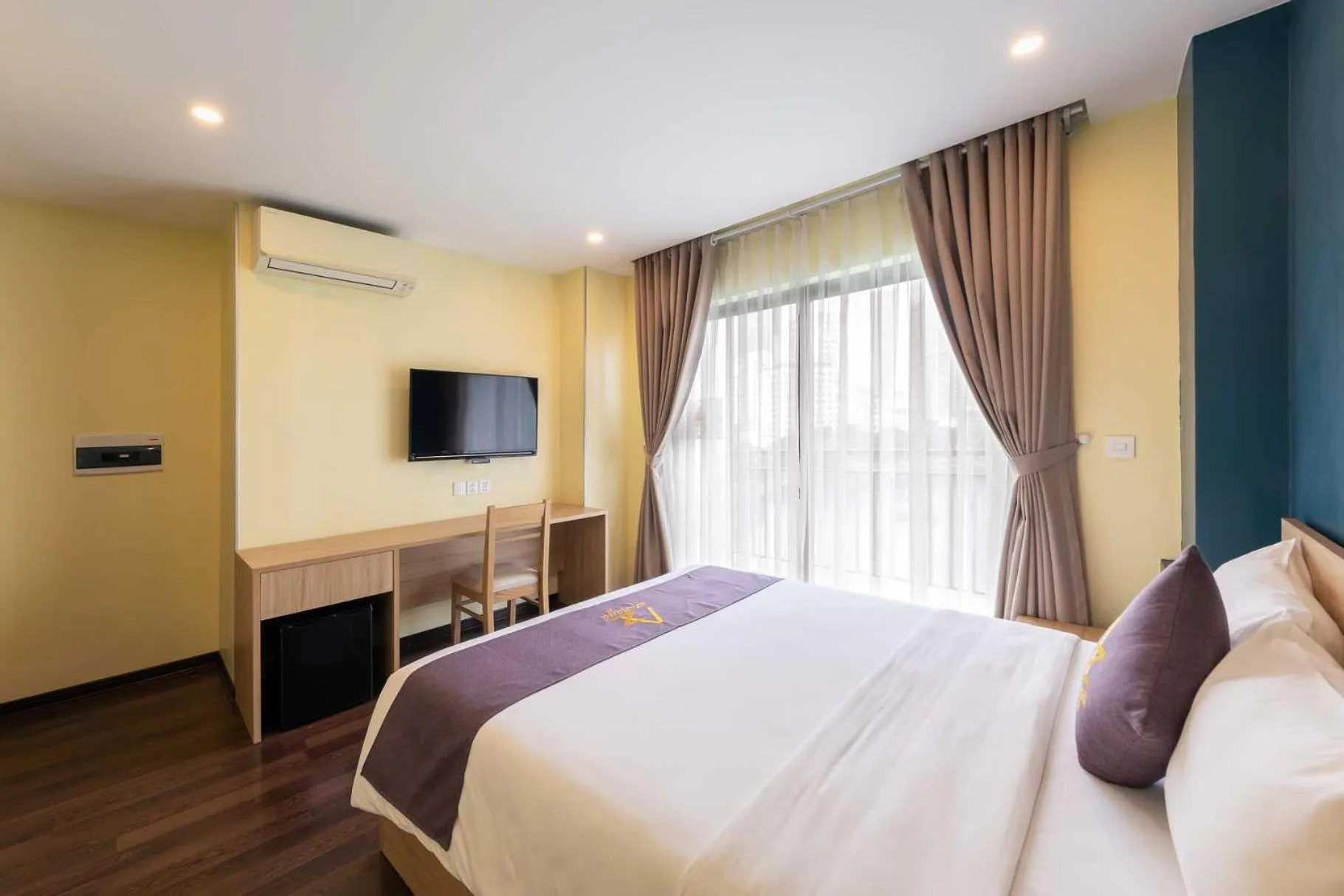 Bed in Azumaya Kim Mã 3